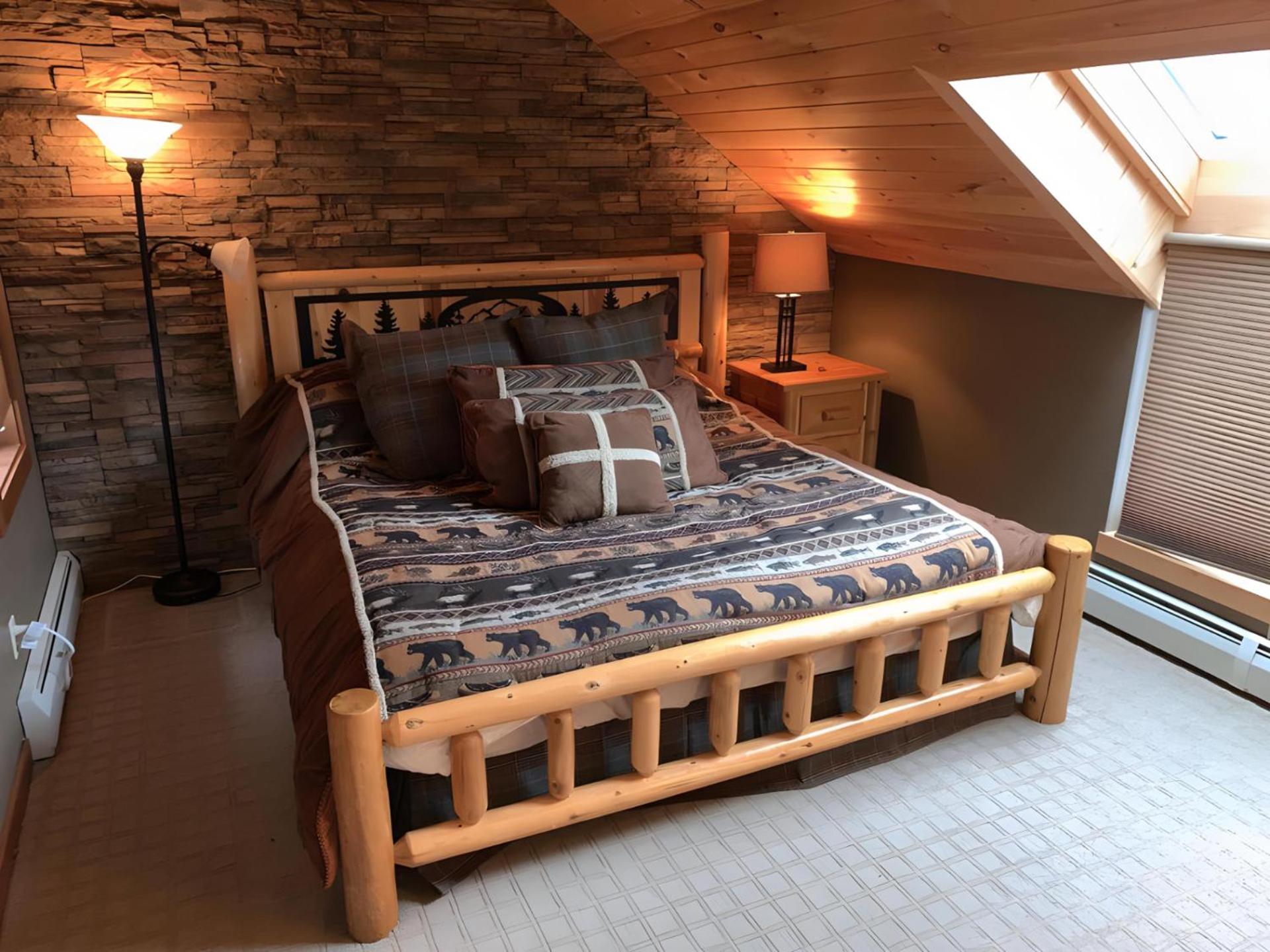 Ski-In, Ski-Out Sunrise Village Killington Condo - 2BR, Fireplace, Pool, Pet Friendly