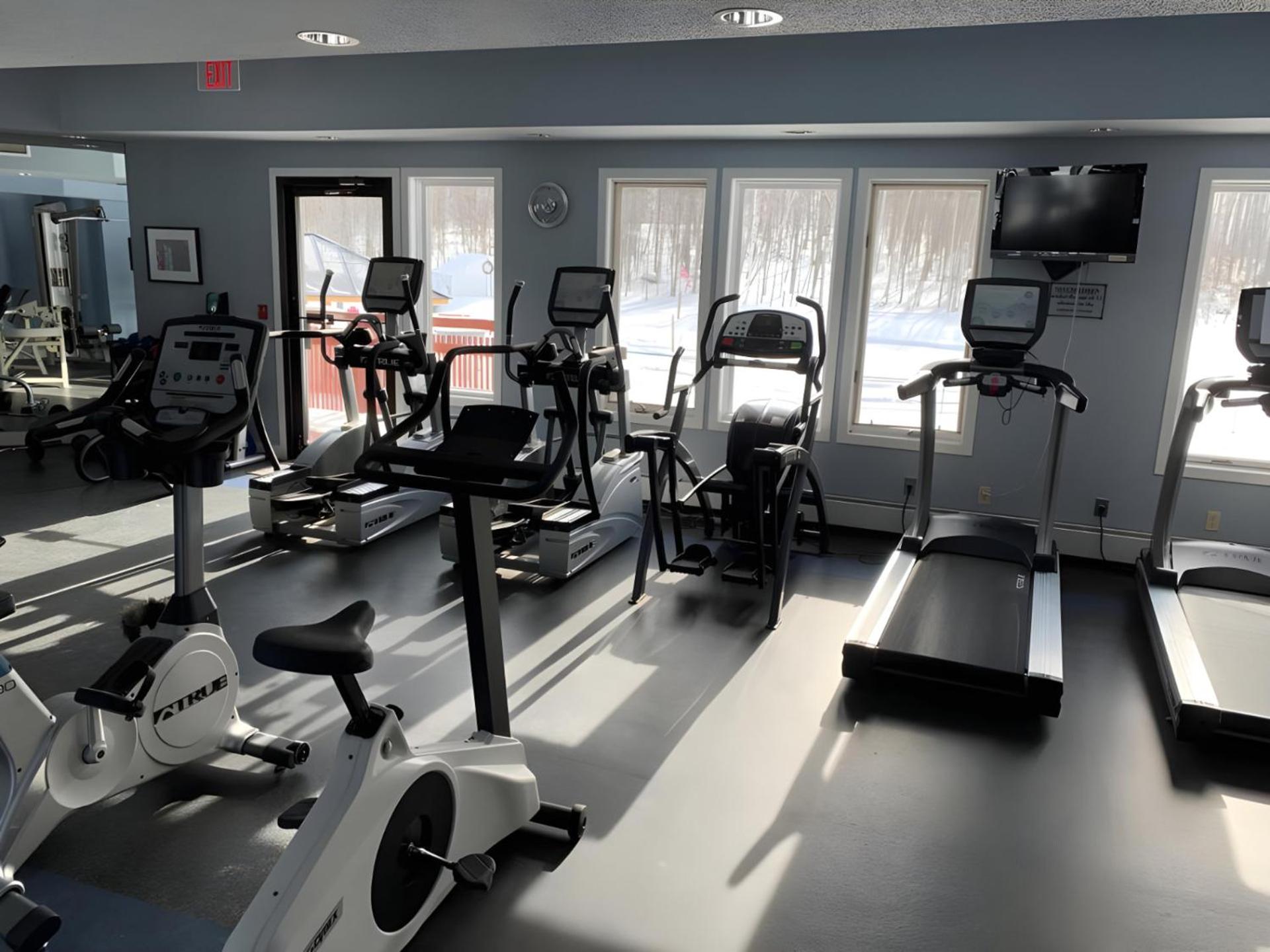 Ski-In, Ski-Out Sunrise Village Killington Condo - 2BR, Fireplace, Pool, Pet Friendly
