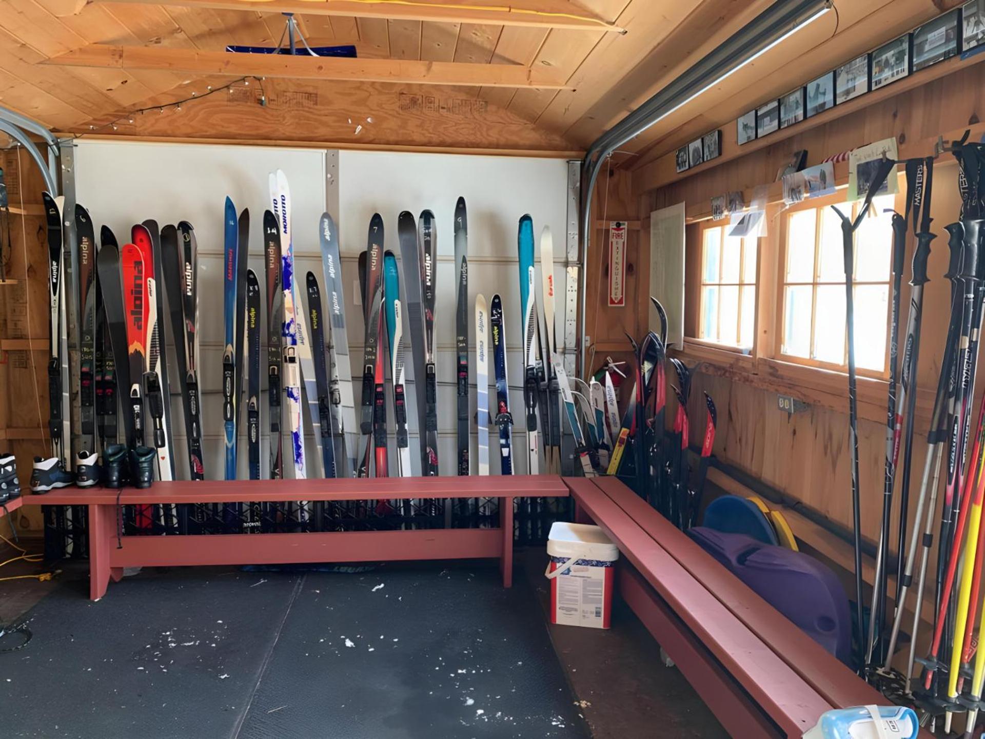 Ski-In, Ski-Out Sunrise Village Killington Condo - 2BR, Fireplace, Pool, Pet Friendly