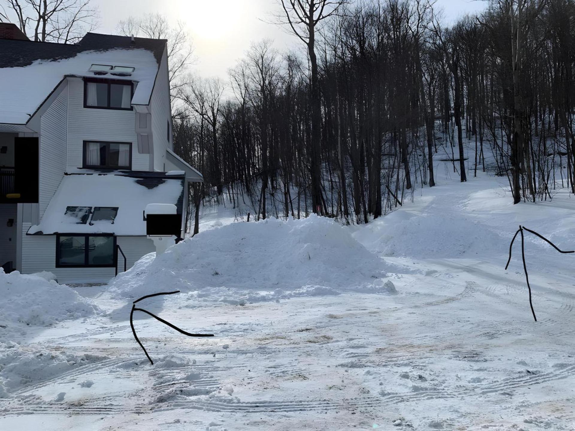 Ski-In, Ski-Out Sunrise Village Killington Condo - 2BR, Fireplace, Pool, Pet Friendly