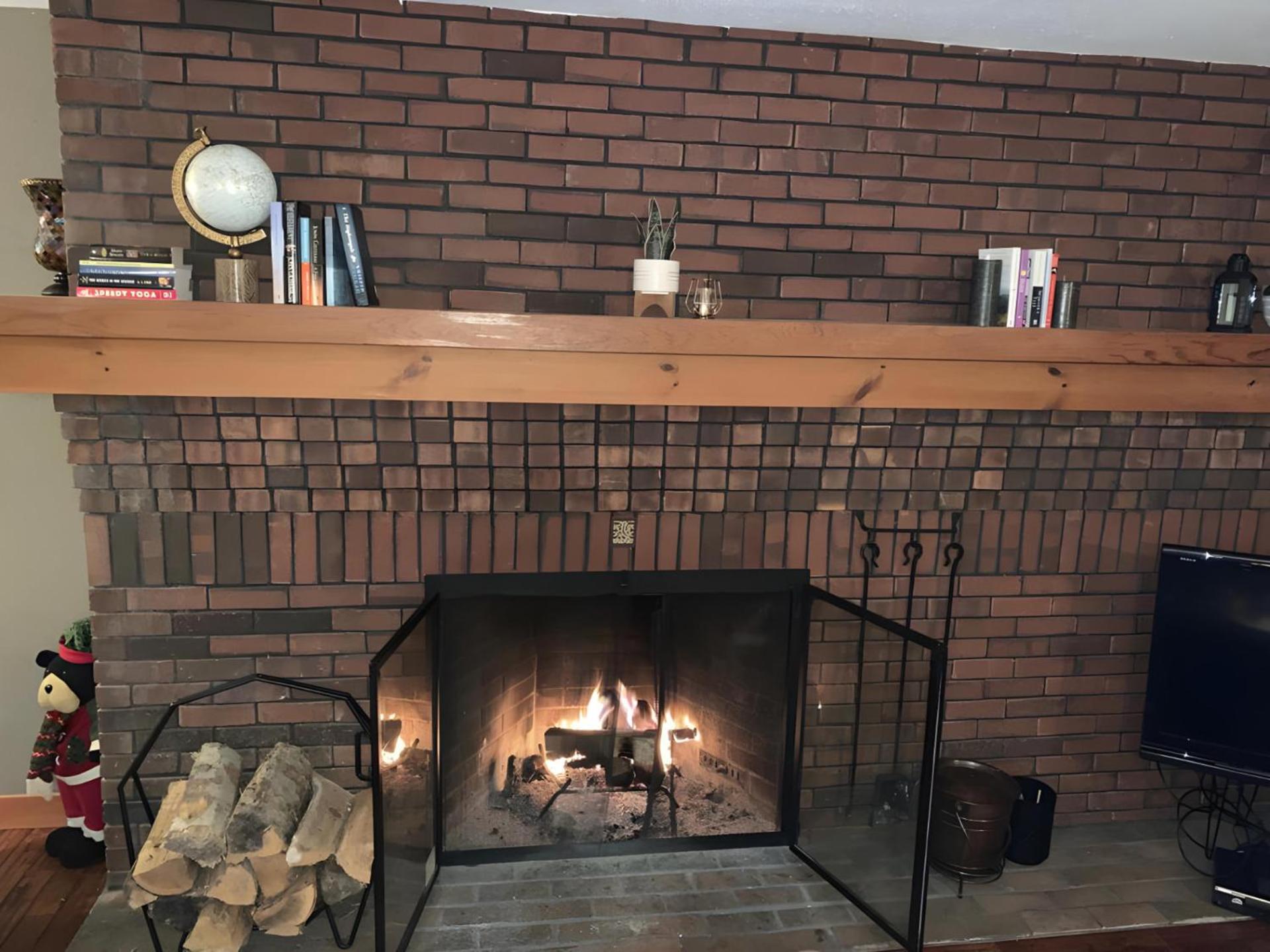 Ski-In, Ski-Out Sunrise Village Killington Condo - 2BR, Fireplace, Pool, Pet Friendly