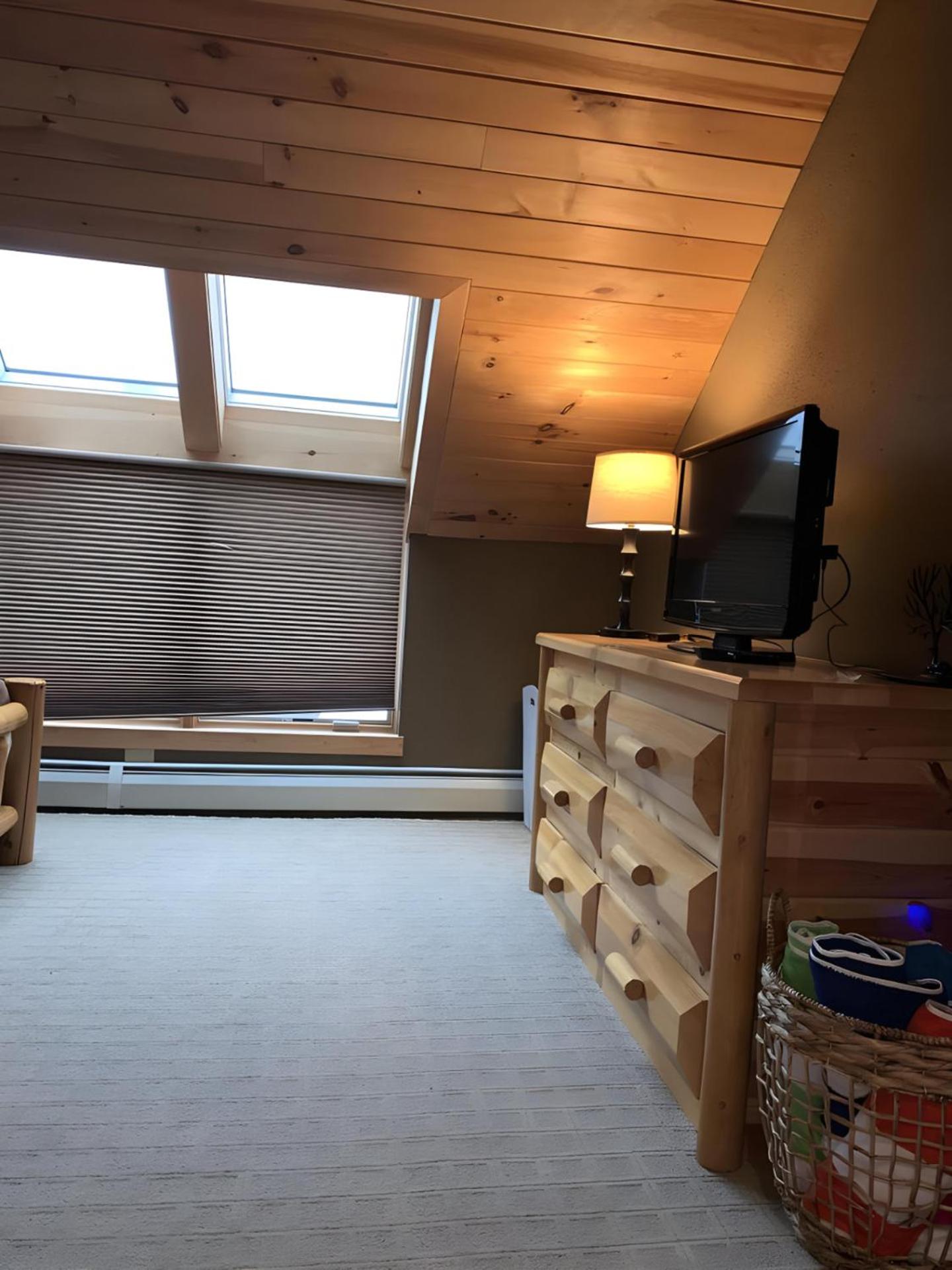 Ski-In, Ski-Out Sunrise Village Killington Condo - 2BR, Fireplace, Pool, Pet Friendly