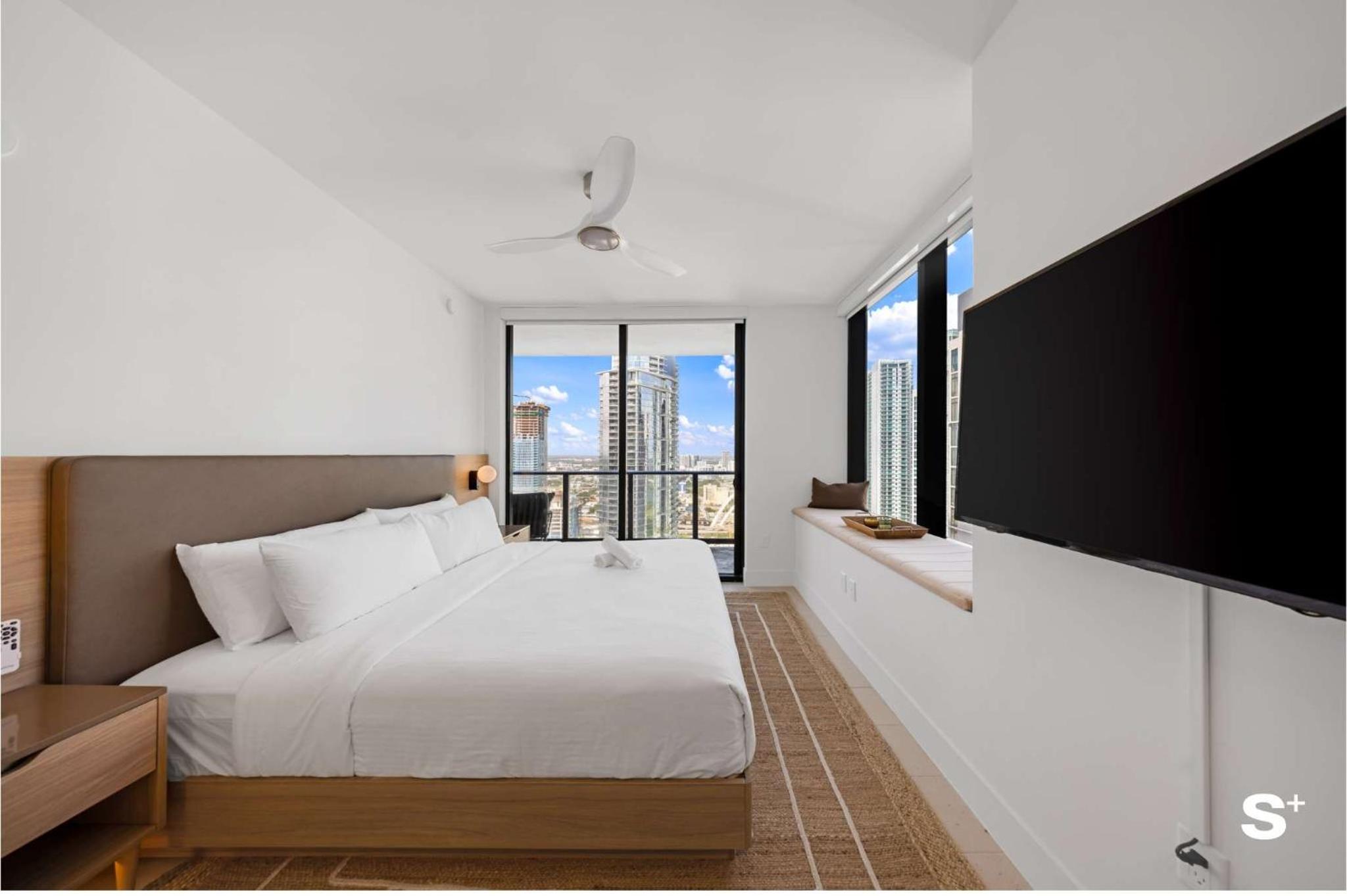 Modern DTW Miami Escape with Water Views