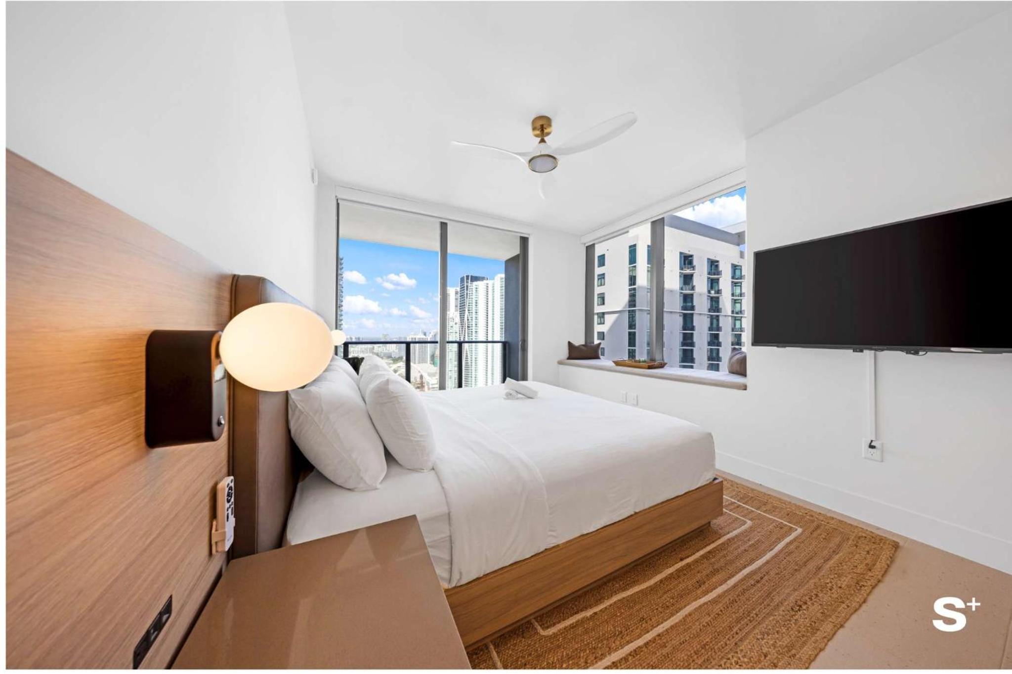 Modern DTW Miami Escape with Water Views