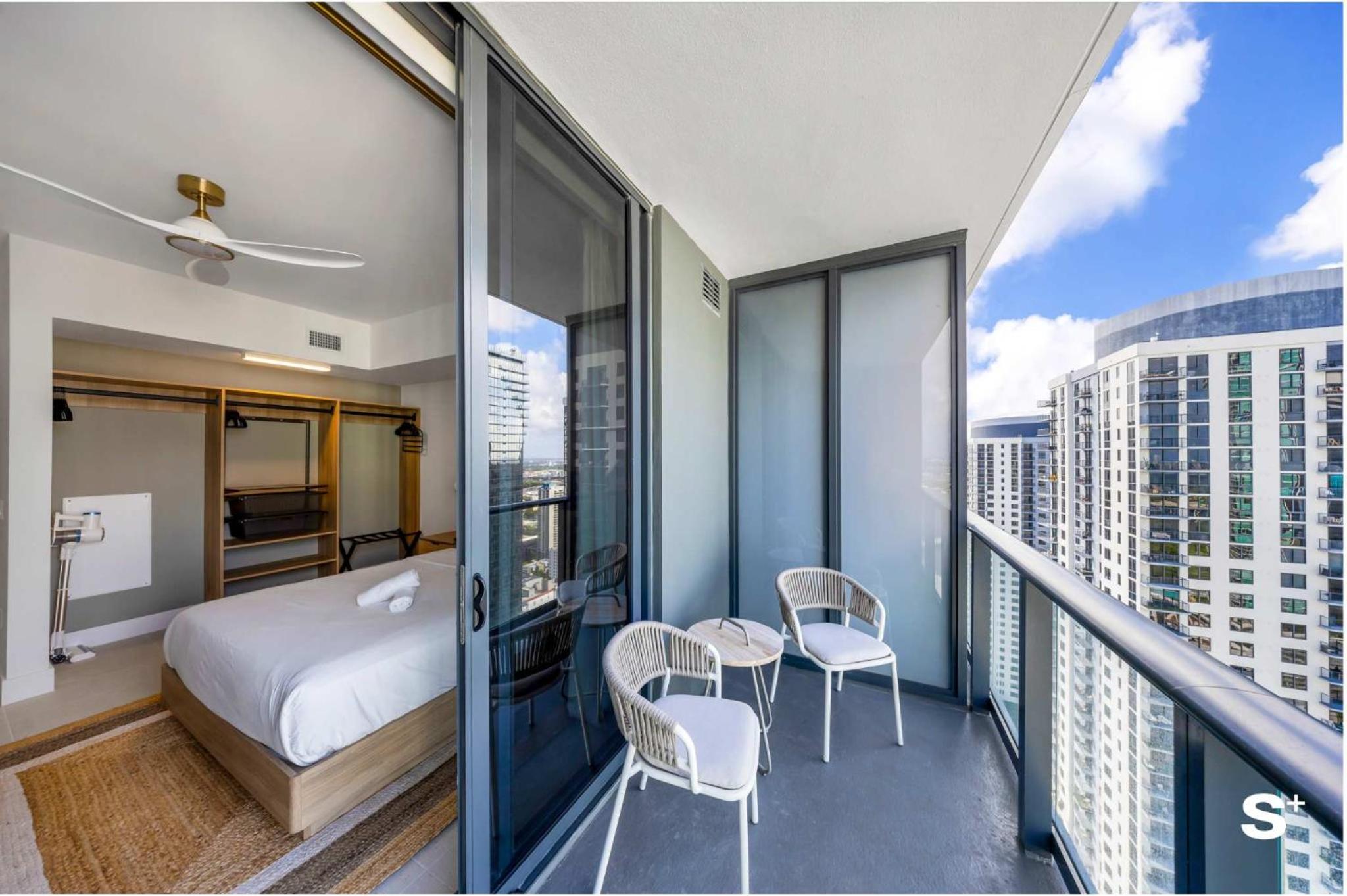 Modern DTW Miami Escape with Water Views