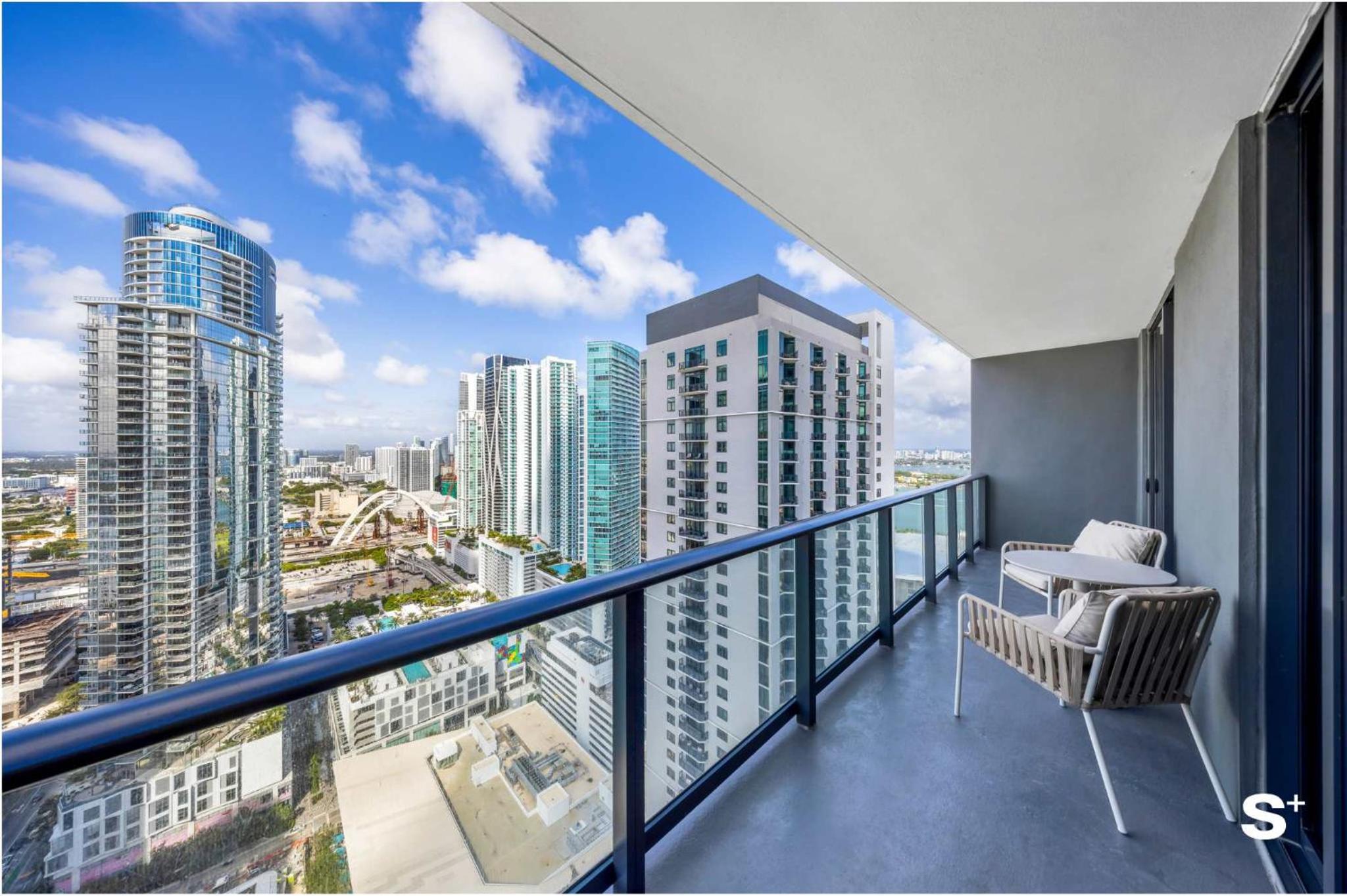 Modern DTW Miami Escape with Water Views