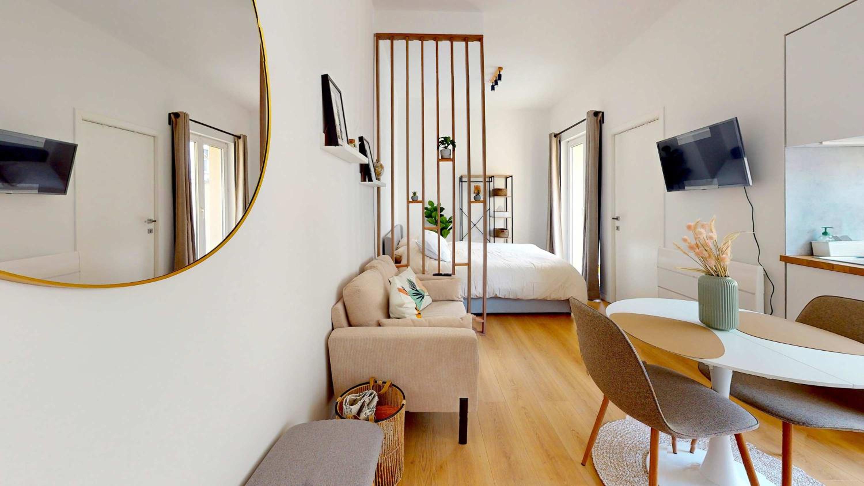 Studio cosy centre Bruxelles avec balcon pour 2personnes