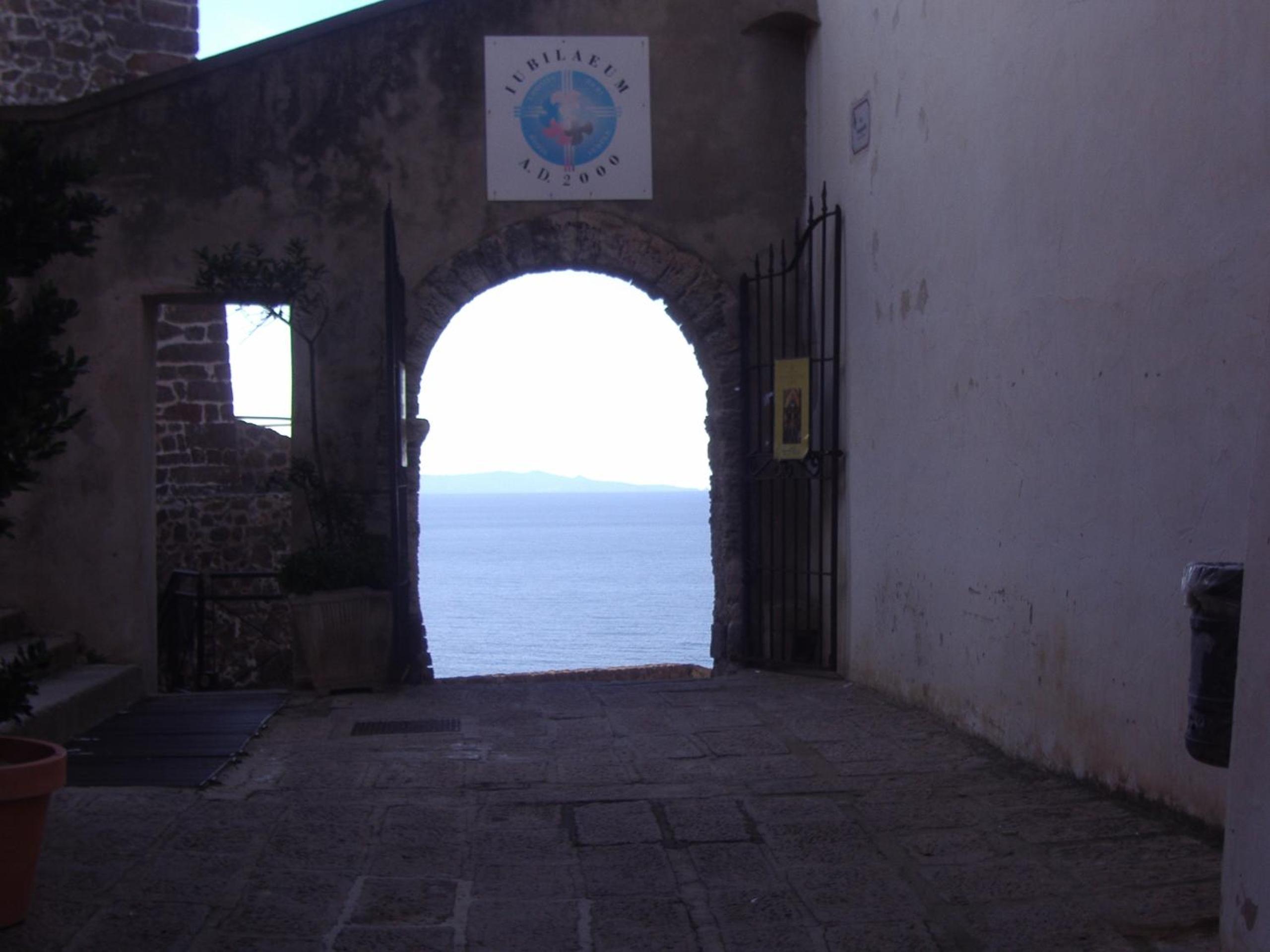 Photo 30