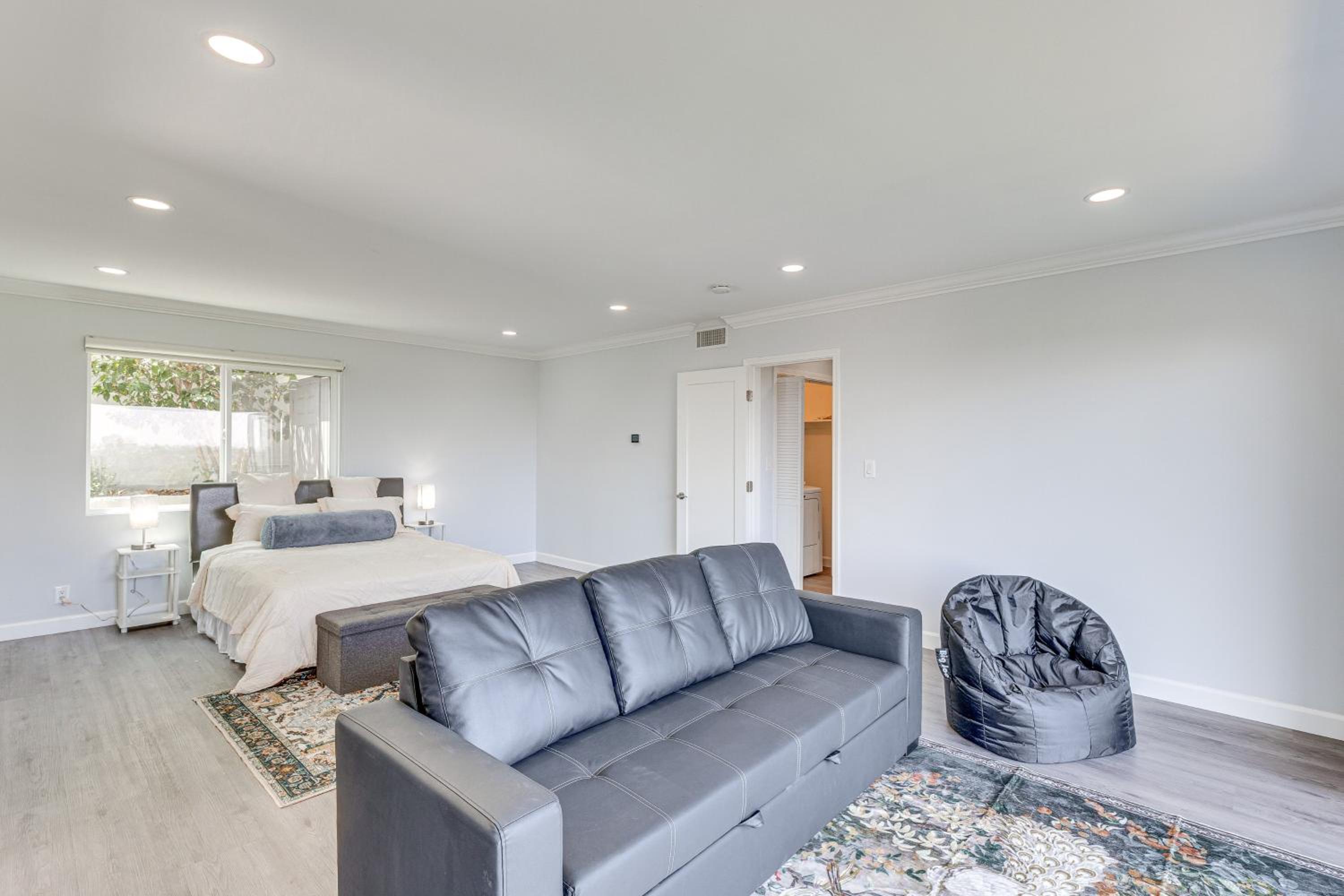 Enchanting 4-bedroom house with panoramic view in Pasadena