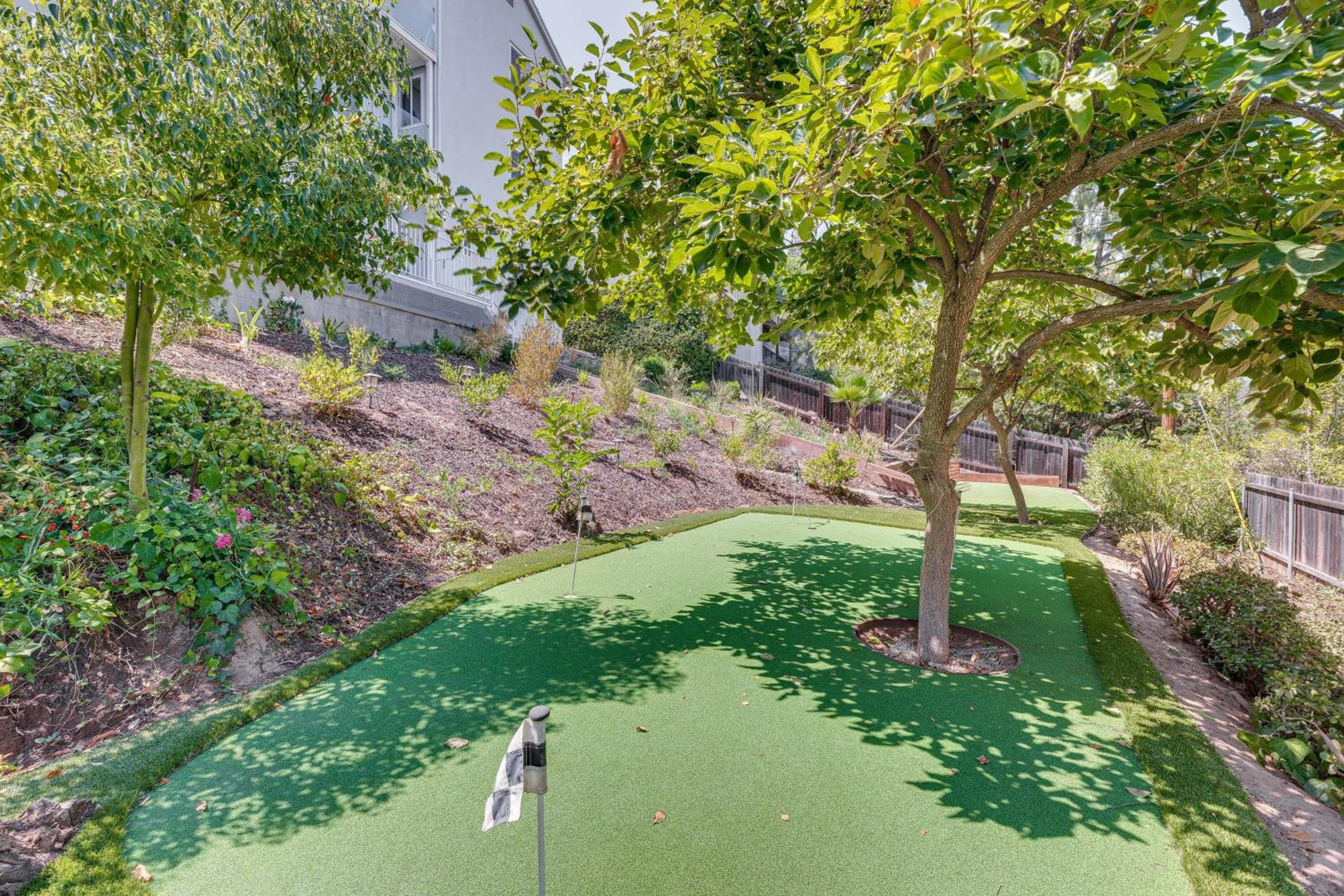 Enchanting 4-bedroom house with panoramic view in Pasadena
