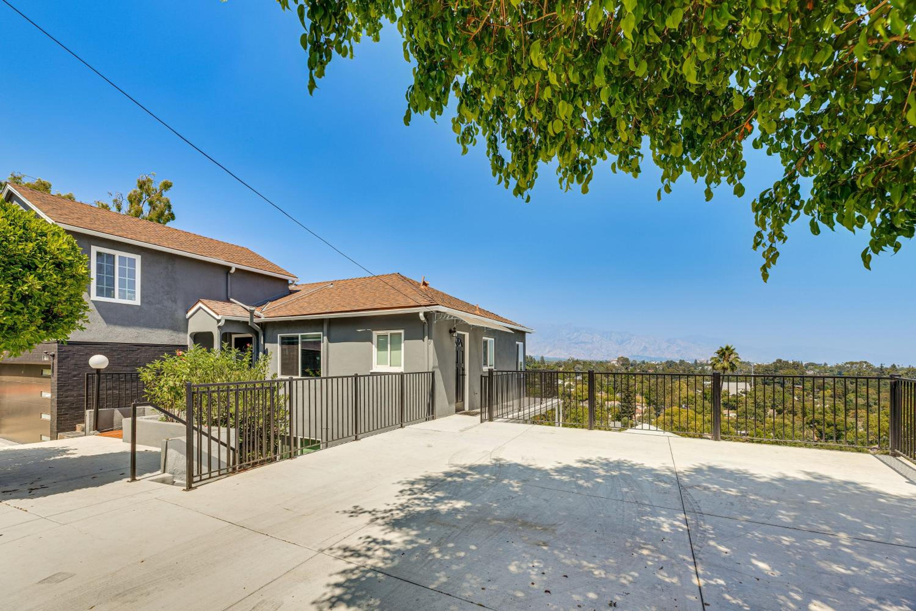 Enchanting 4-bedroom house with panoramic view in Pasadena