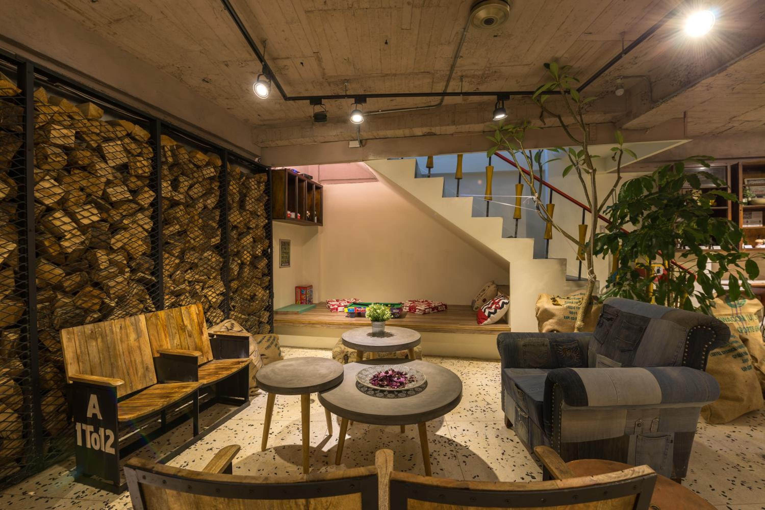 Beimen WOW Poshtel