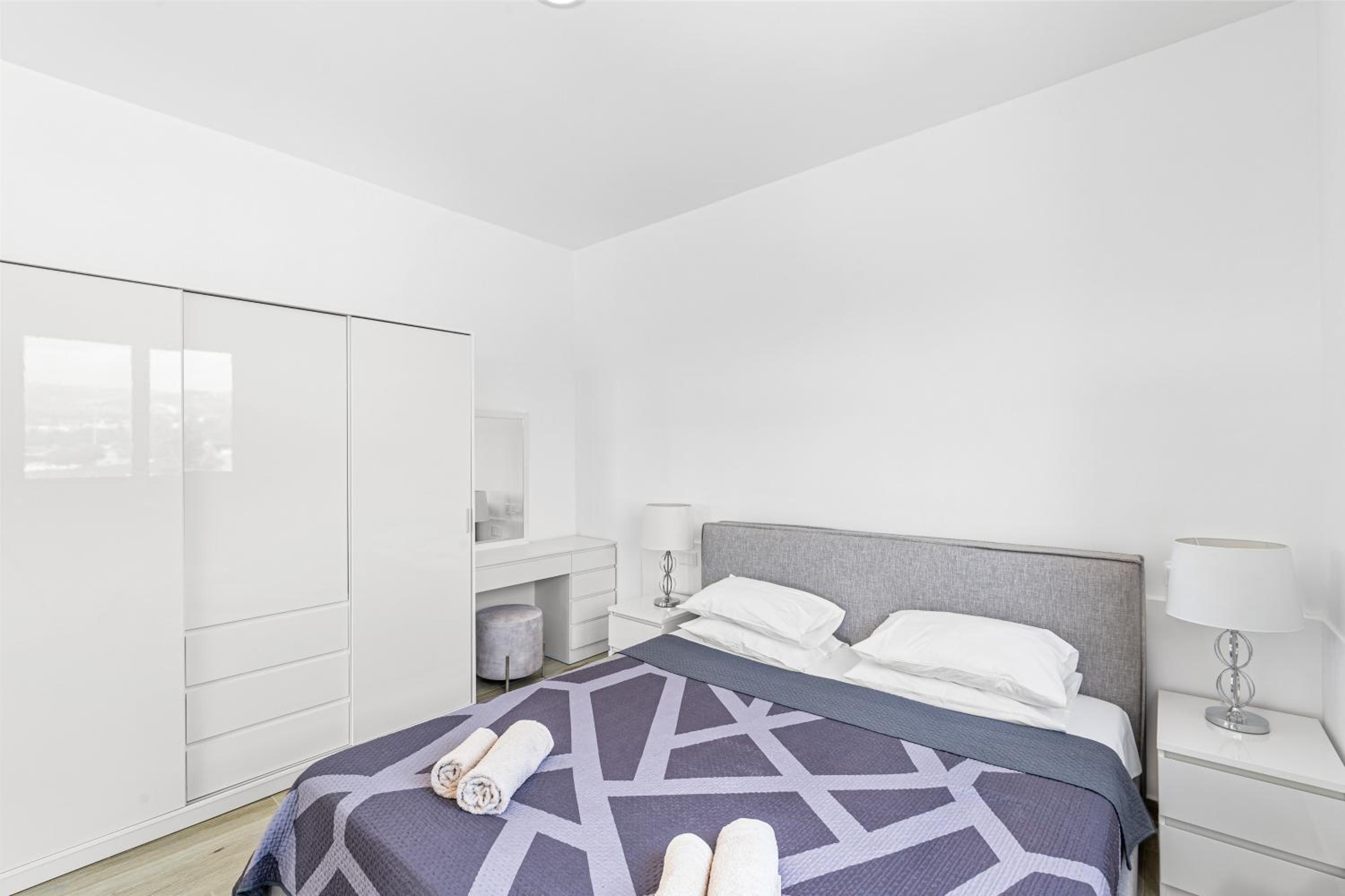 Modern Sea View Central Apartments Peyia