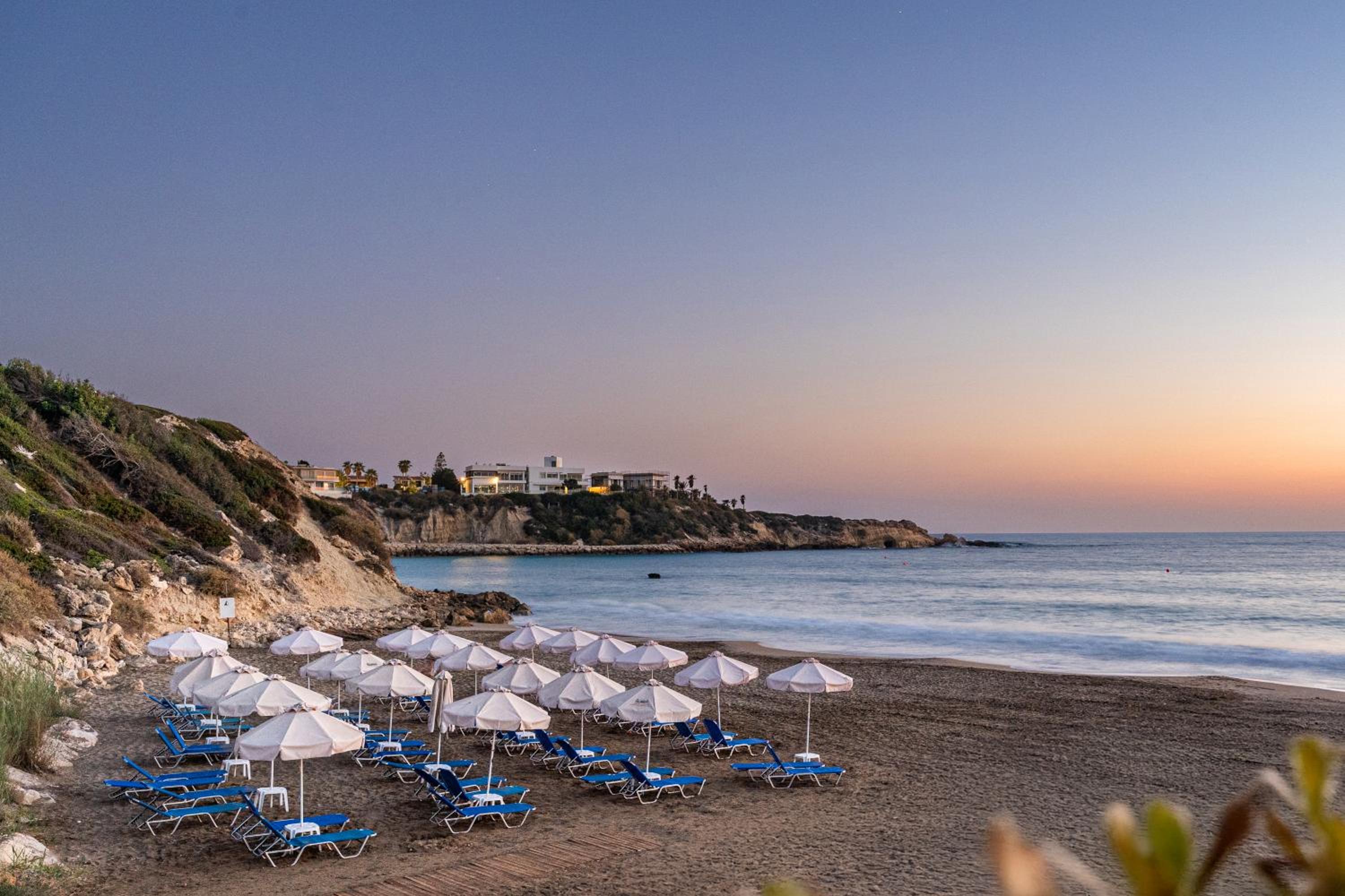 Modern Sea View Central Apartments Peyia