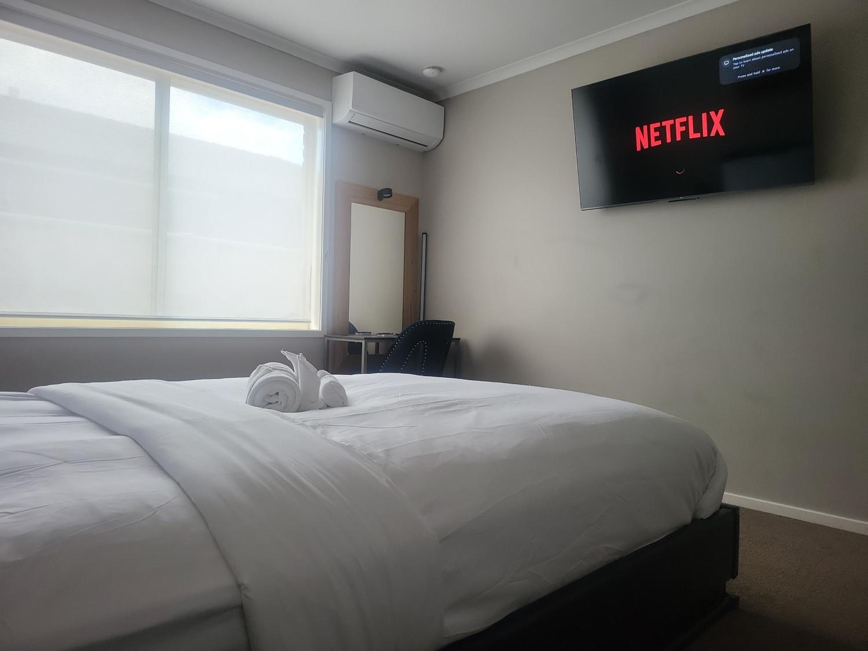 Private Room 1- The Minimalist Escape