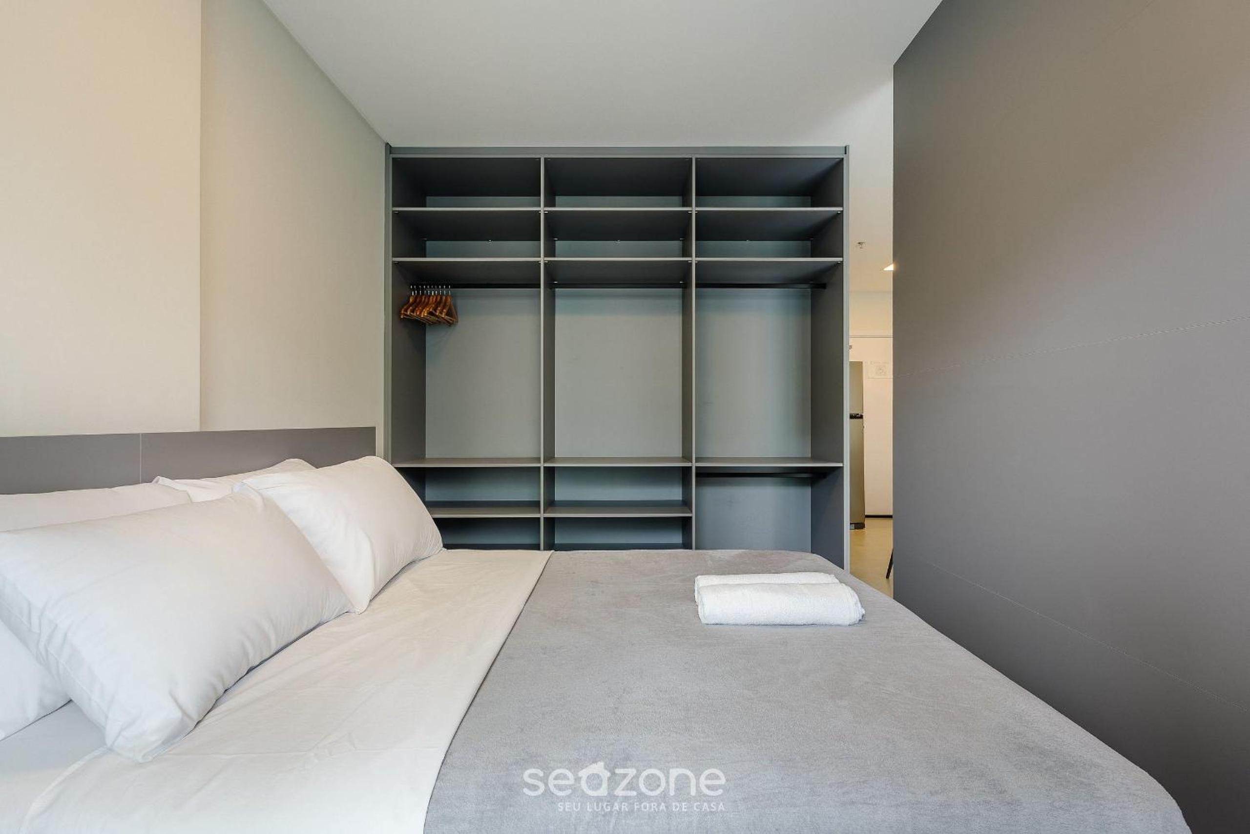Your exclusive stay just steps from the sea in Meia Praia - FFS!