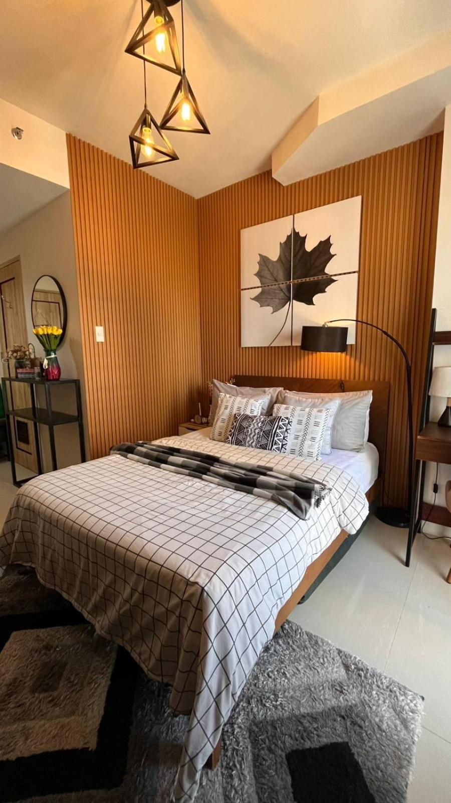 Studio with Balcony plus City View at Inspiria with Fast WiFi & Free Netflix
