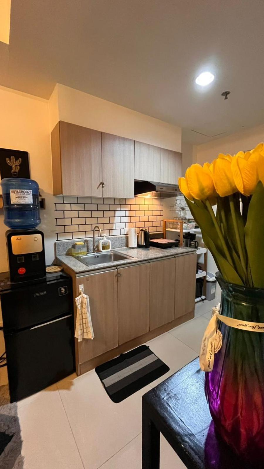 Studio with Balcony plus City View at Inspiria with Fast WiFi & Free Netflix