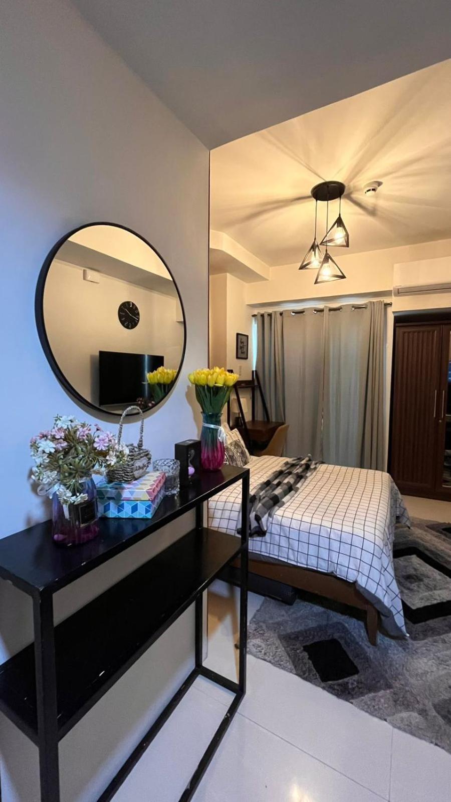 Studio with Balcony plus City View at Inspiria with Fast WiFi & Free Netflix