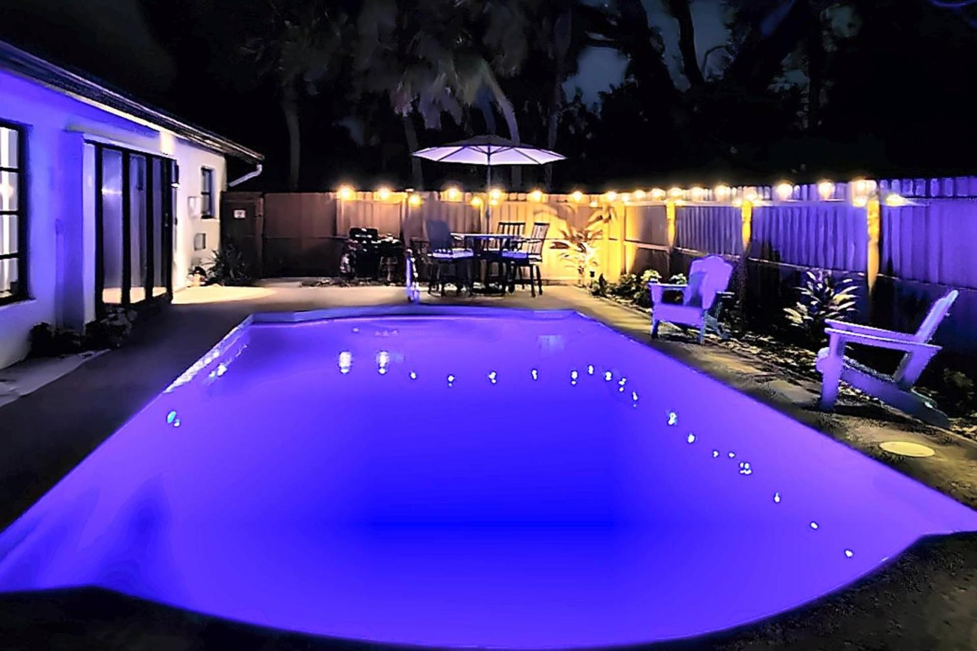 Gulf Gate Poolside Retreat
