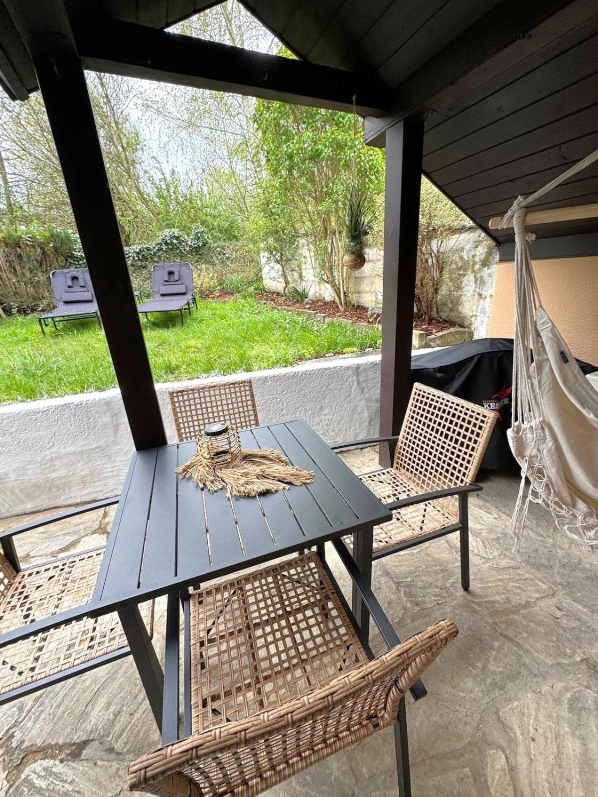Alpenloft mit Garten & BBQ am Chiemsee by Dollop Living