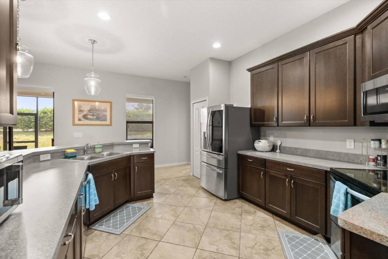 Family-Friendly 3BR Getaway Hot Tub Game Room Fun