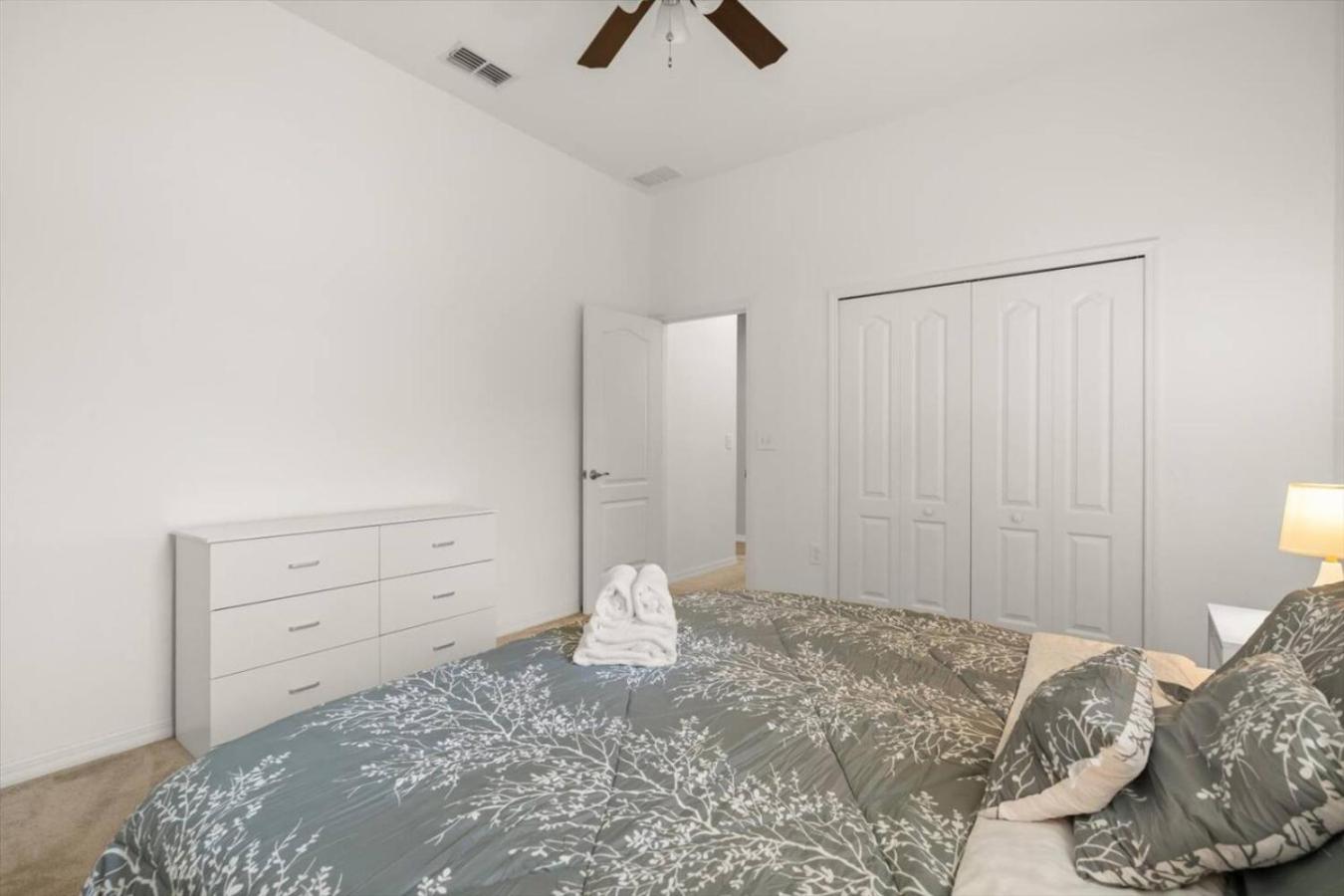 Family-Friendly 3BR Getaway Hot Tub Game Room Fun