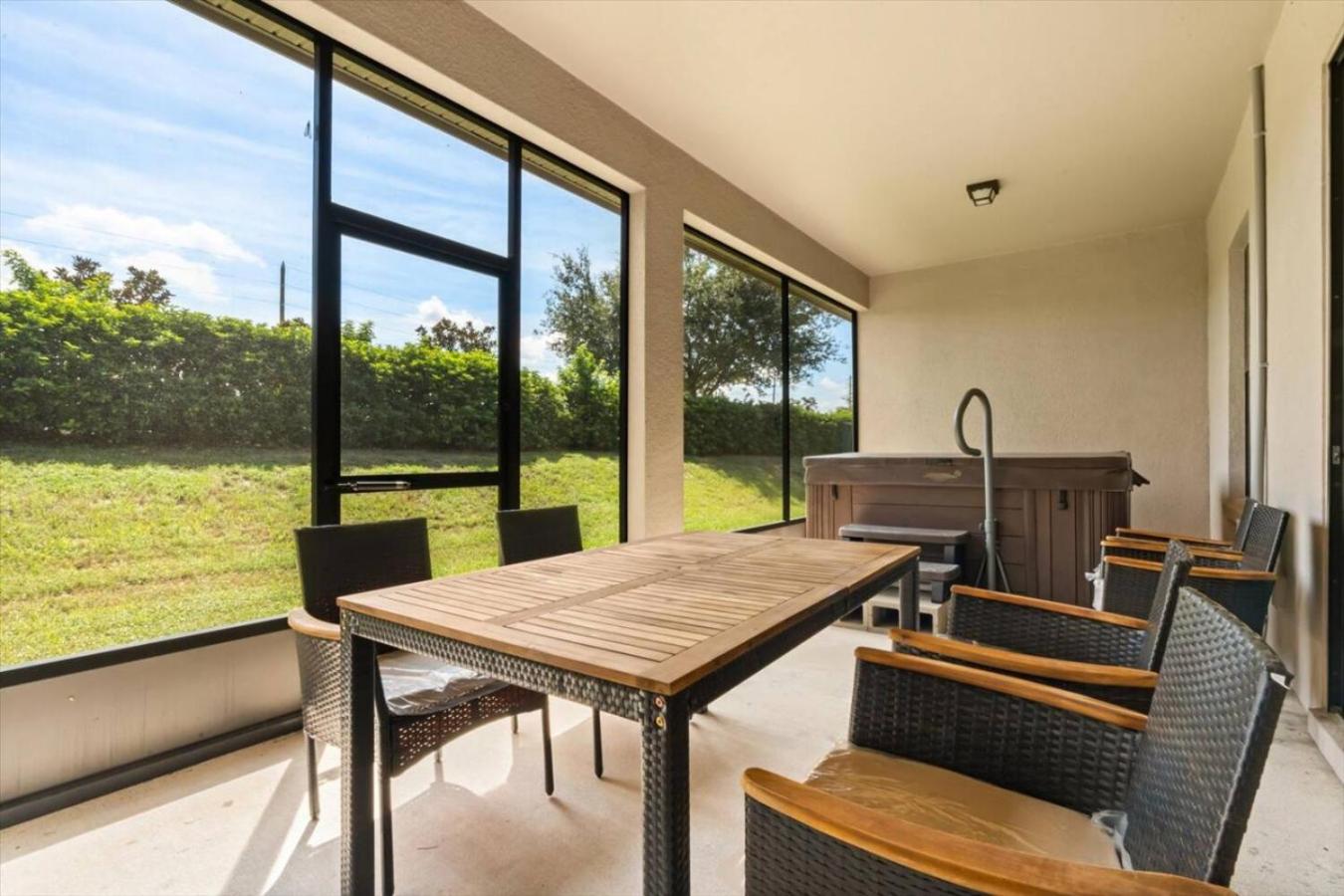 Family-Friendly 3BR Getaway Hot Tub Game Room Fun