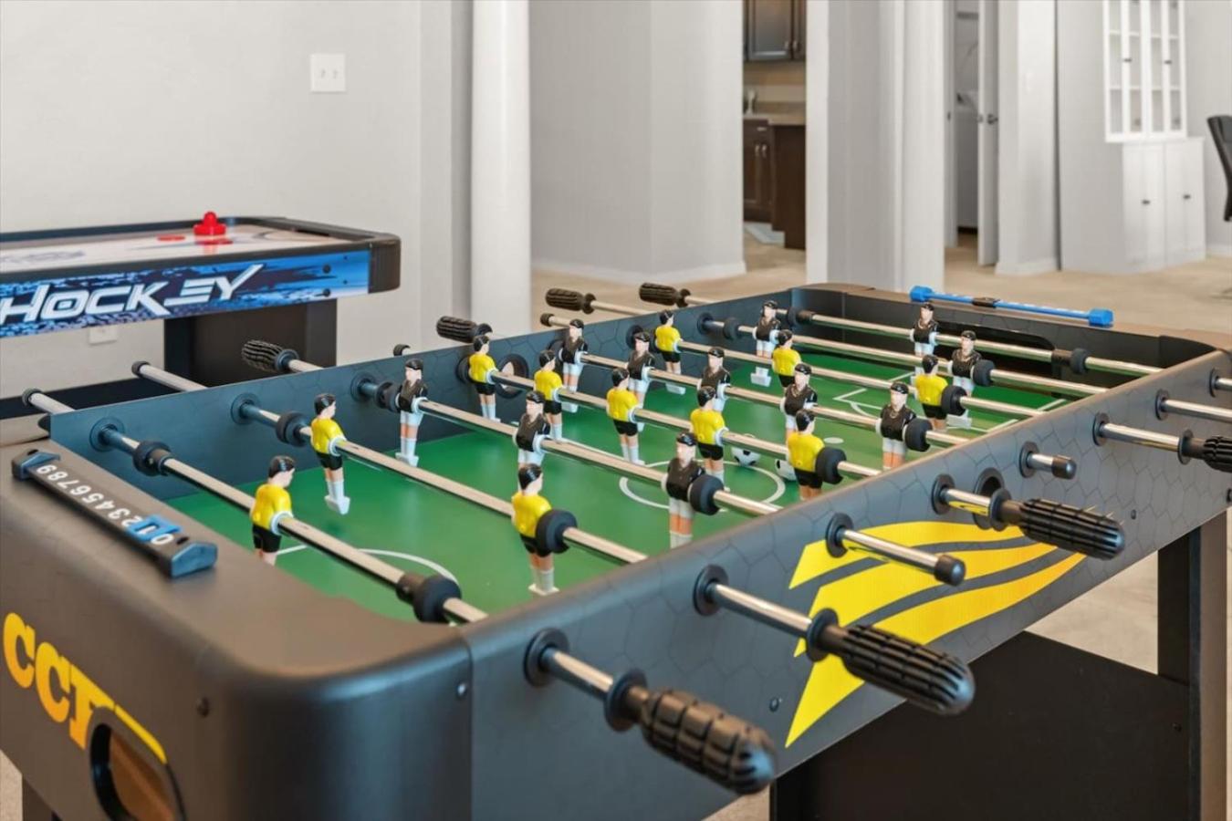 Family-Friendly 3BR Getaway Hot Tub Game Room Fun
