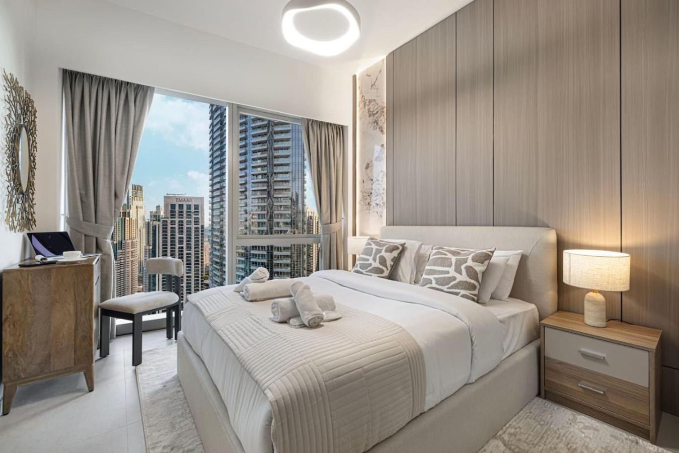 Luxury 4BR Burj View Steps from Dubai Mall