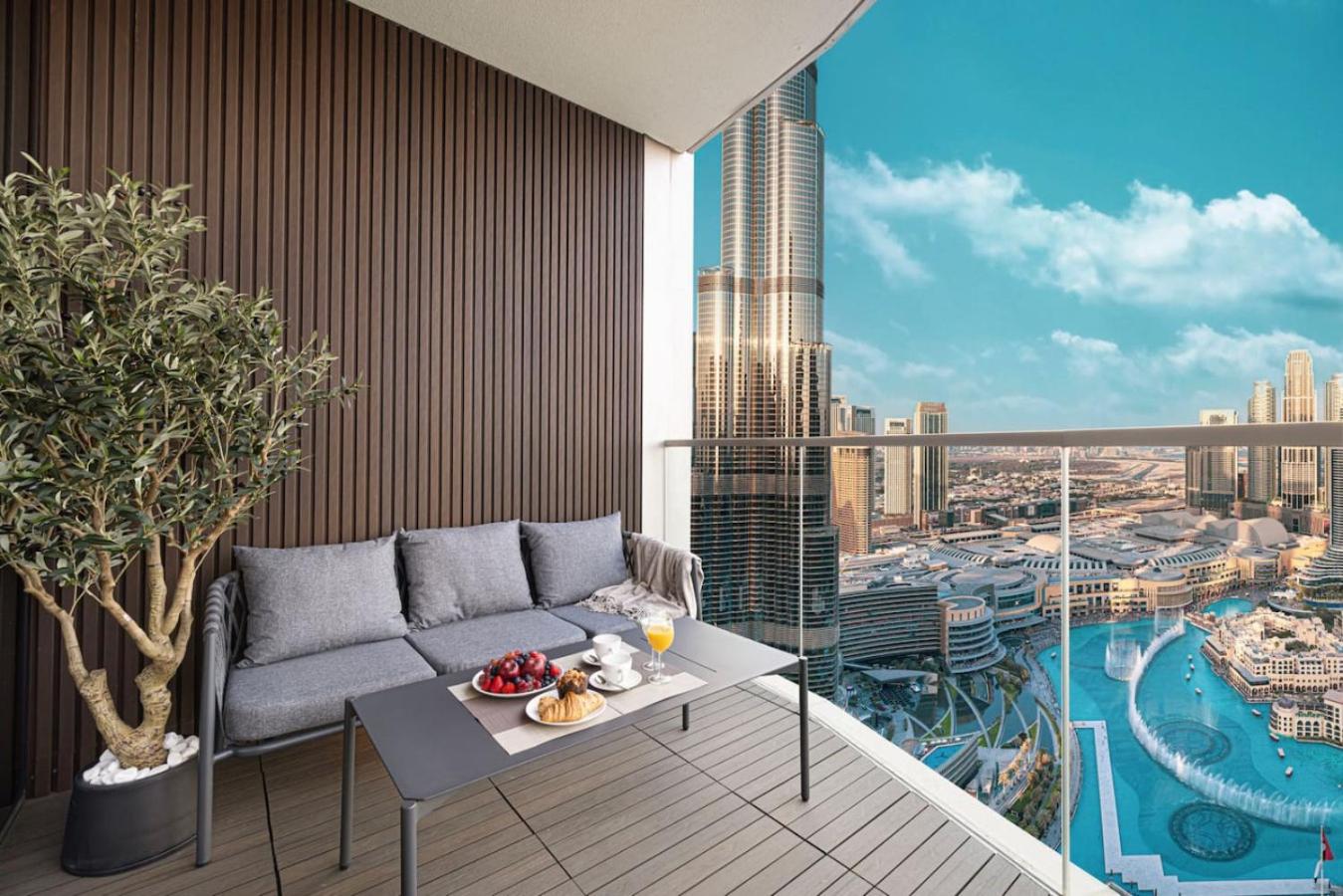 Luxury 4BR Burj View Steps from Dubai Mall