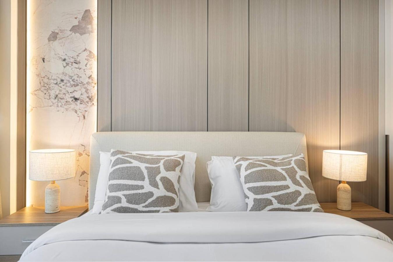 Luxury 4BR Burj View Steps from Dubai Mall
