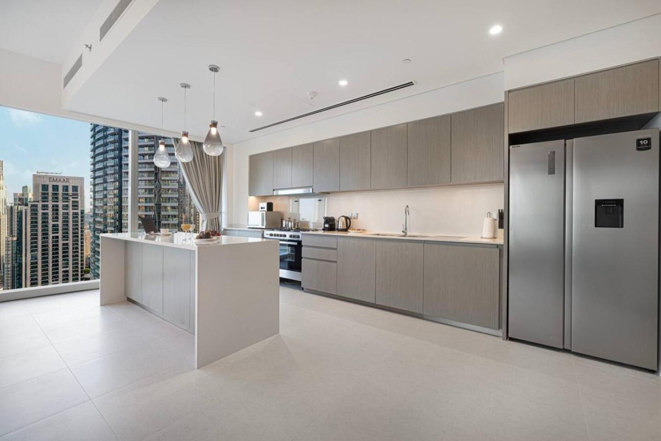 Luxury 4BR Burj View Steps from Dubai Mall