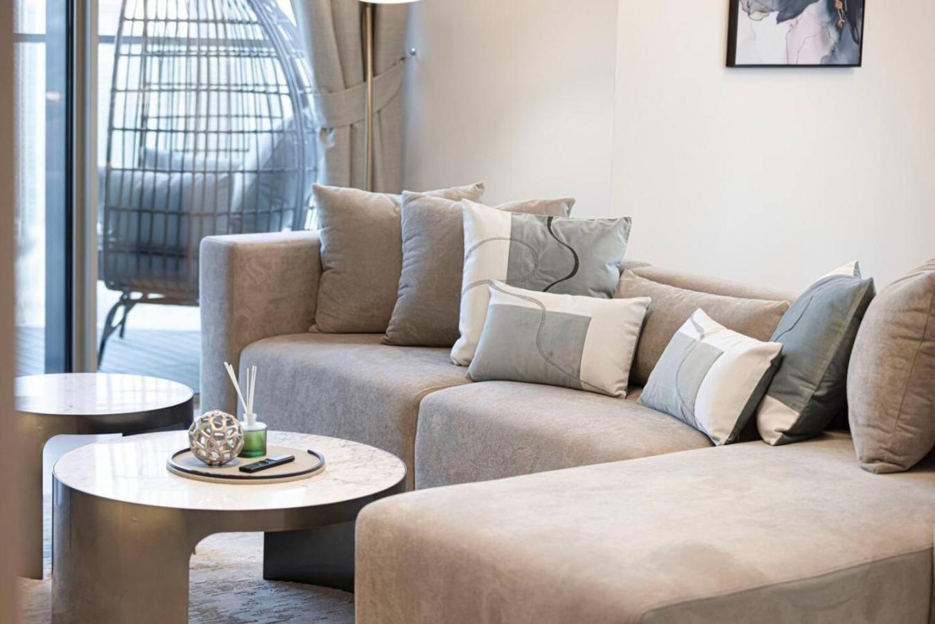 Luxury 4BR Burj View Steps from Dubai Mall