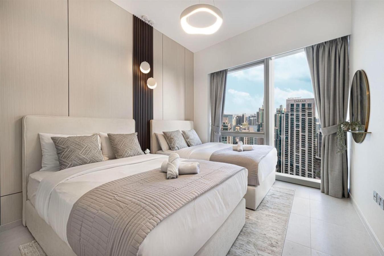 Luxury 4BR Burj View Steps from Dubai Mall