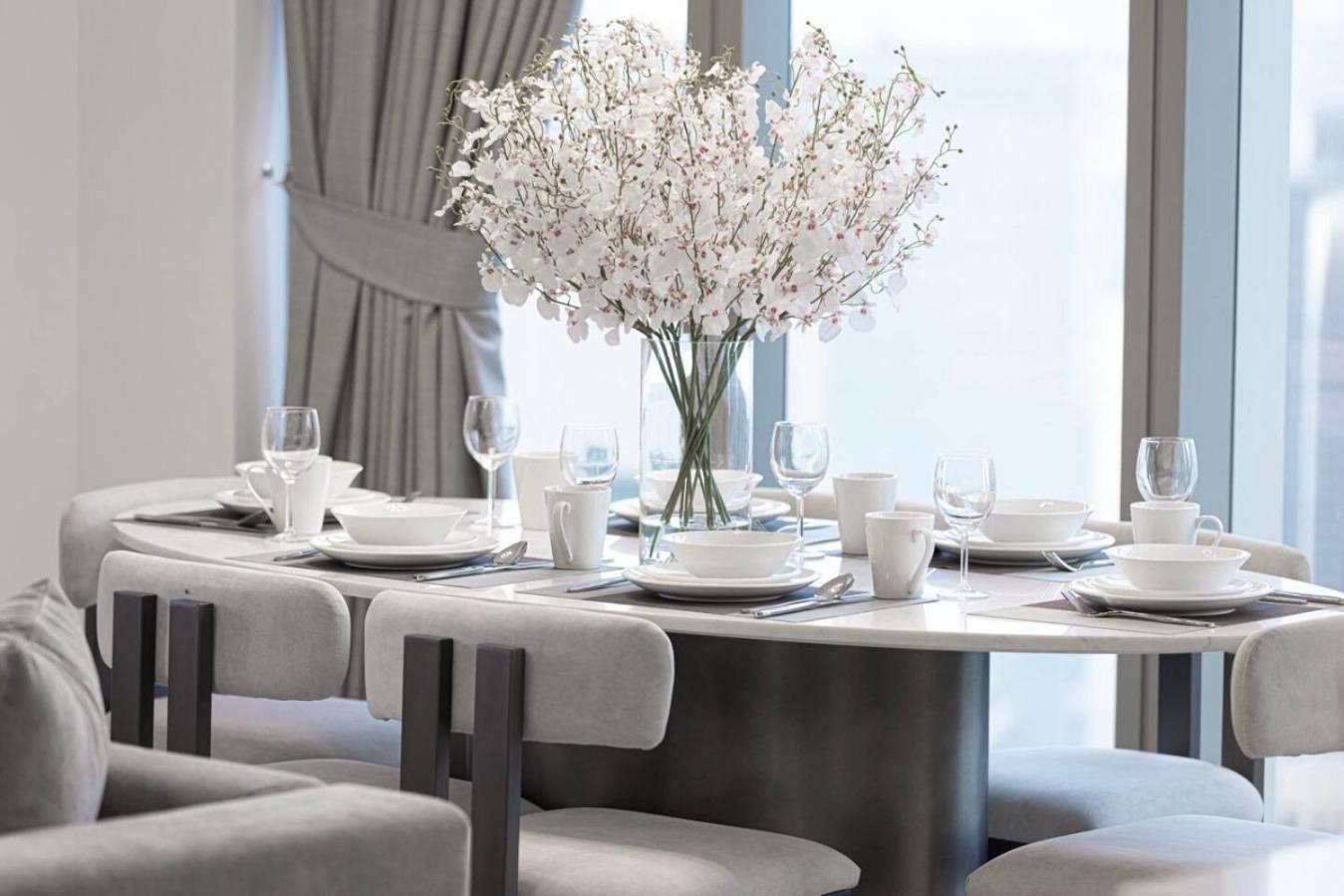 Luxury 4BR Burj View Steps from Dubai Mall