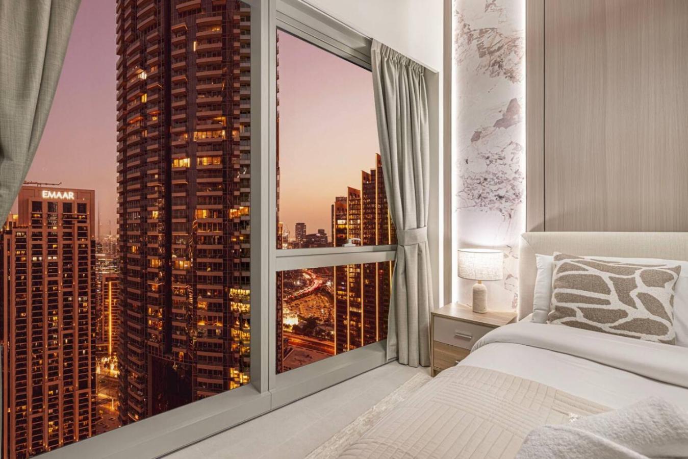 Luxury 4BR Burj View Steps from Dubai Mall