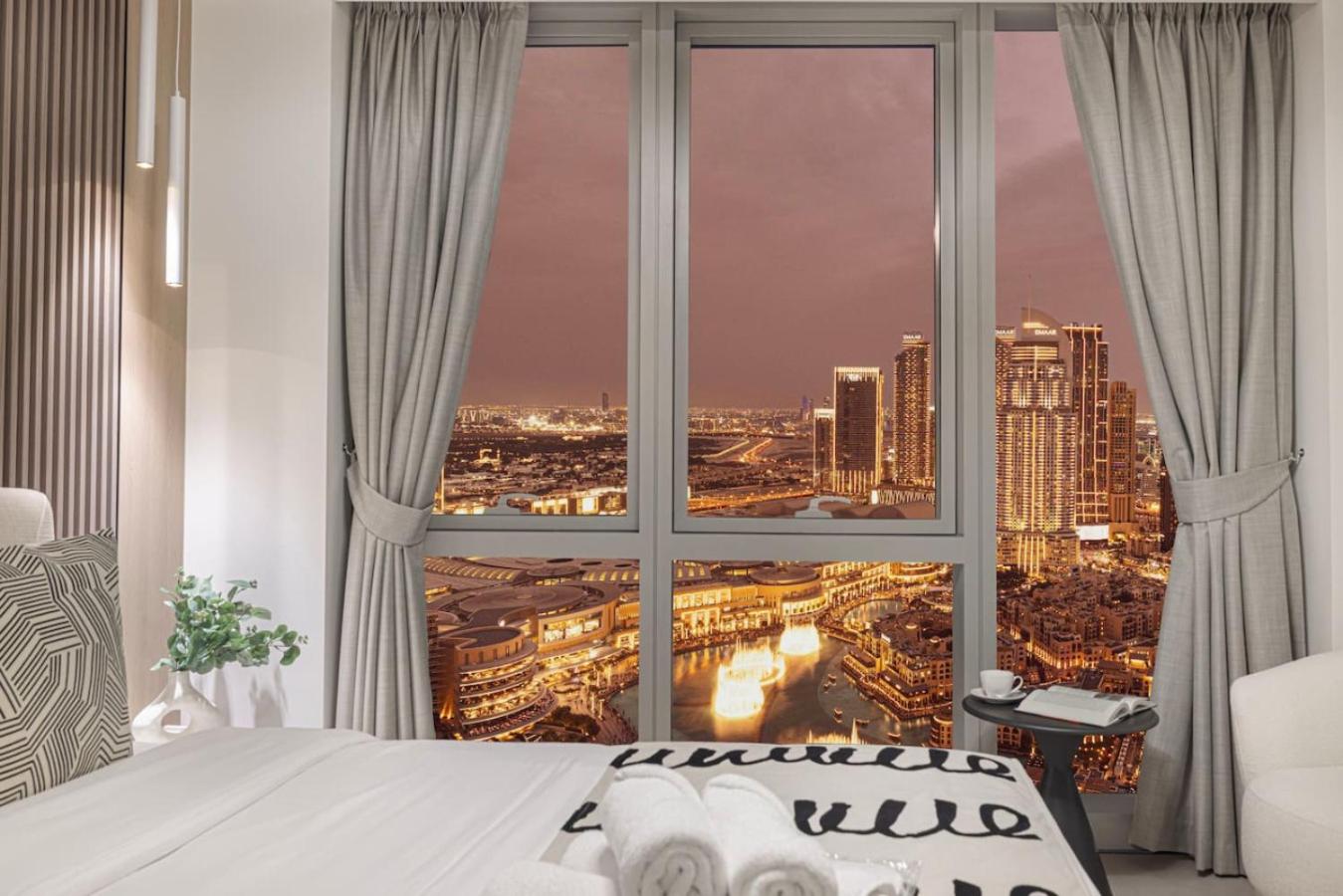 Luxury 4BR Burj View Steps from Dubai Mall