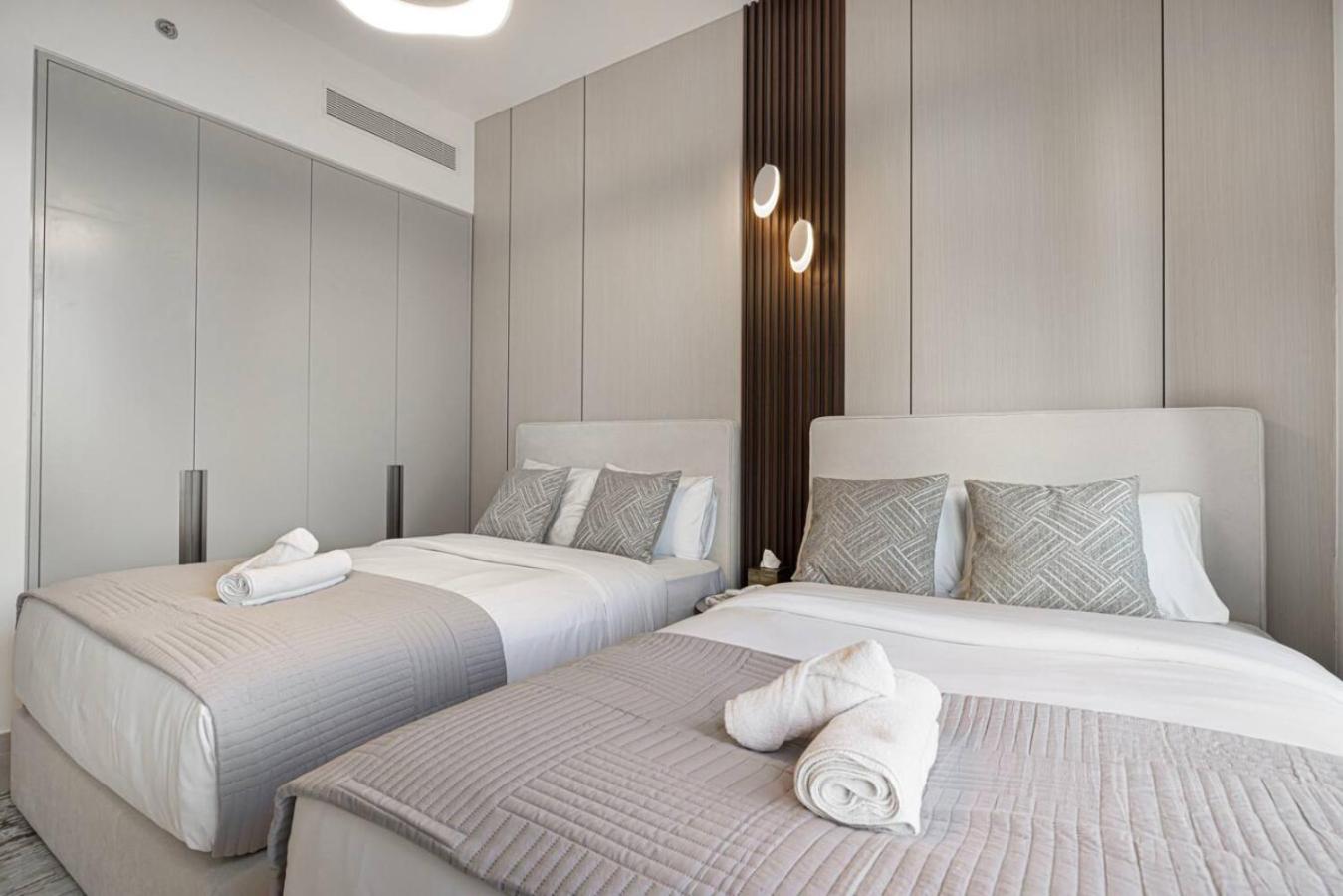 Luxury 4BR Burj View Steps from Dubai Mall