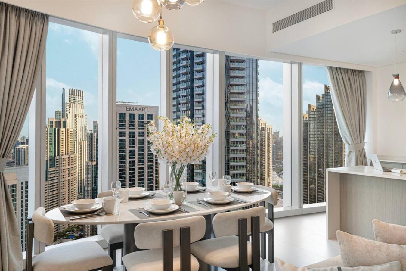 Luxury 4BR Burj View Steps from Dubai Mall