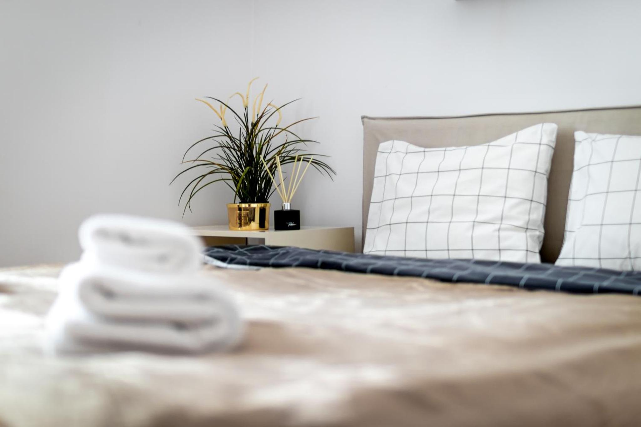 Close-Golden Apartments - Stare Miasto - Cozy and Stylish - Mostowa