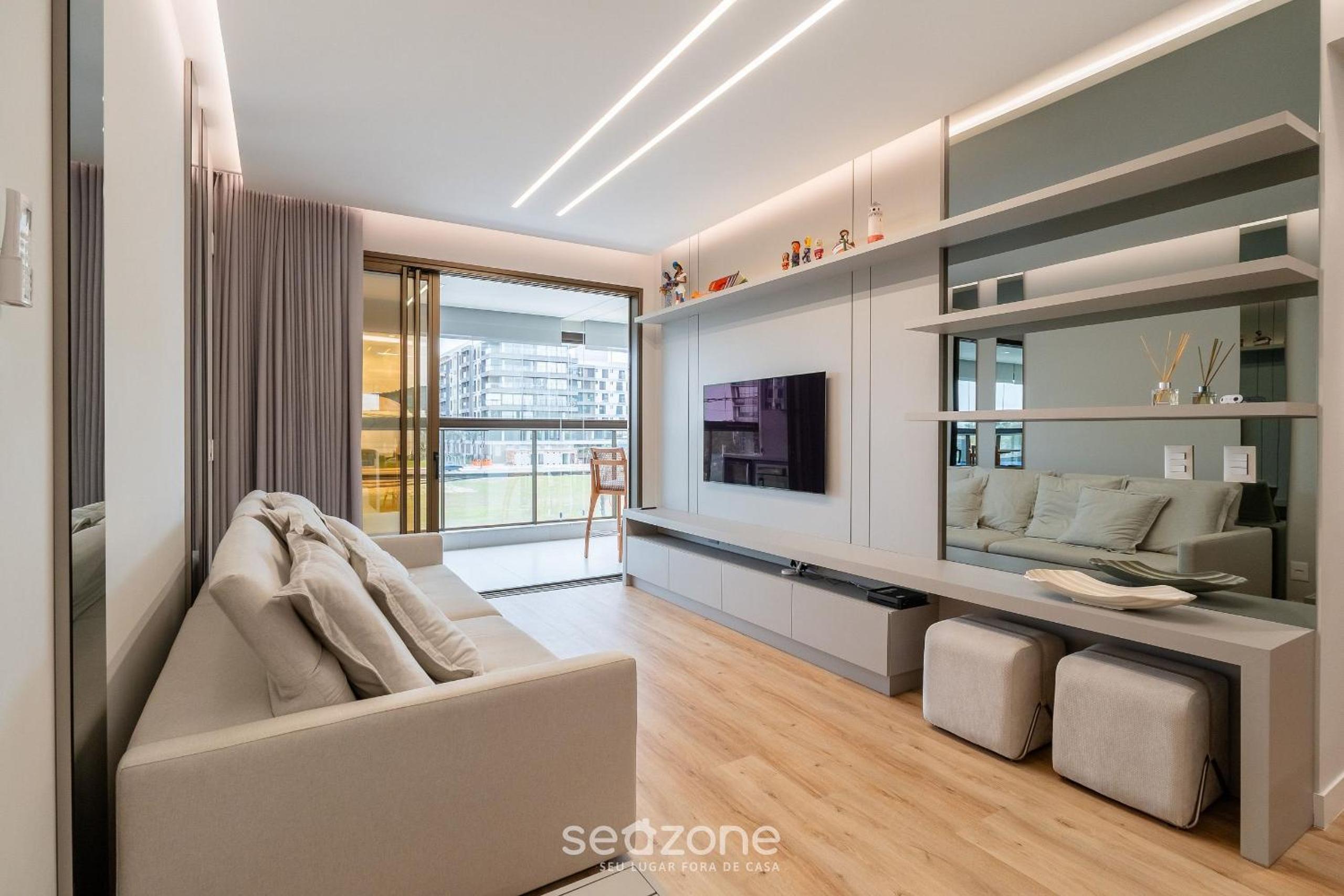 Apart w/ 2 Suites in Jurerê Internacional VVC0202