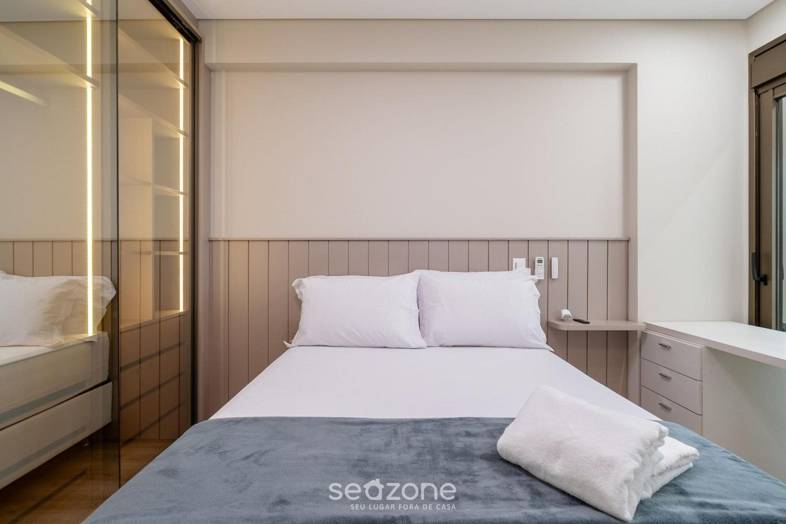 Apart w/ 2 Suites in Jurerê Internacional VVC0202