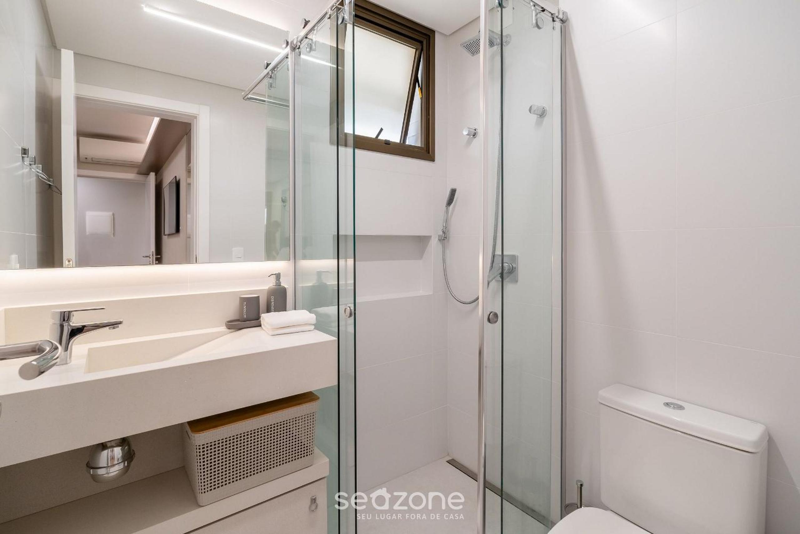 Apart w/ 2 Suites in Jurerê Internacional VVC0202