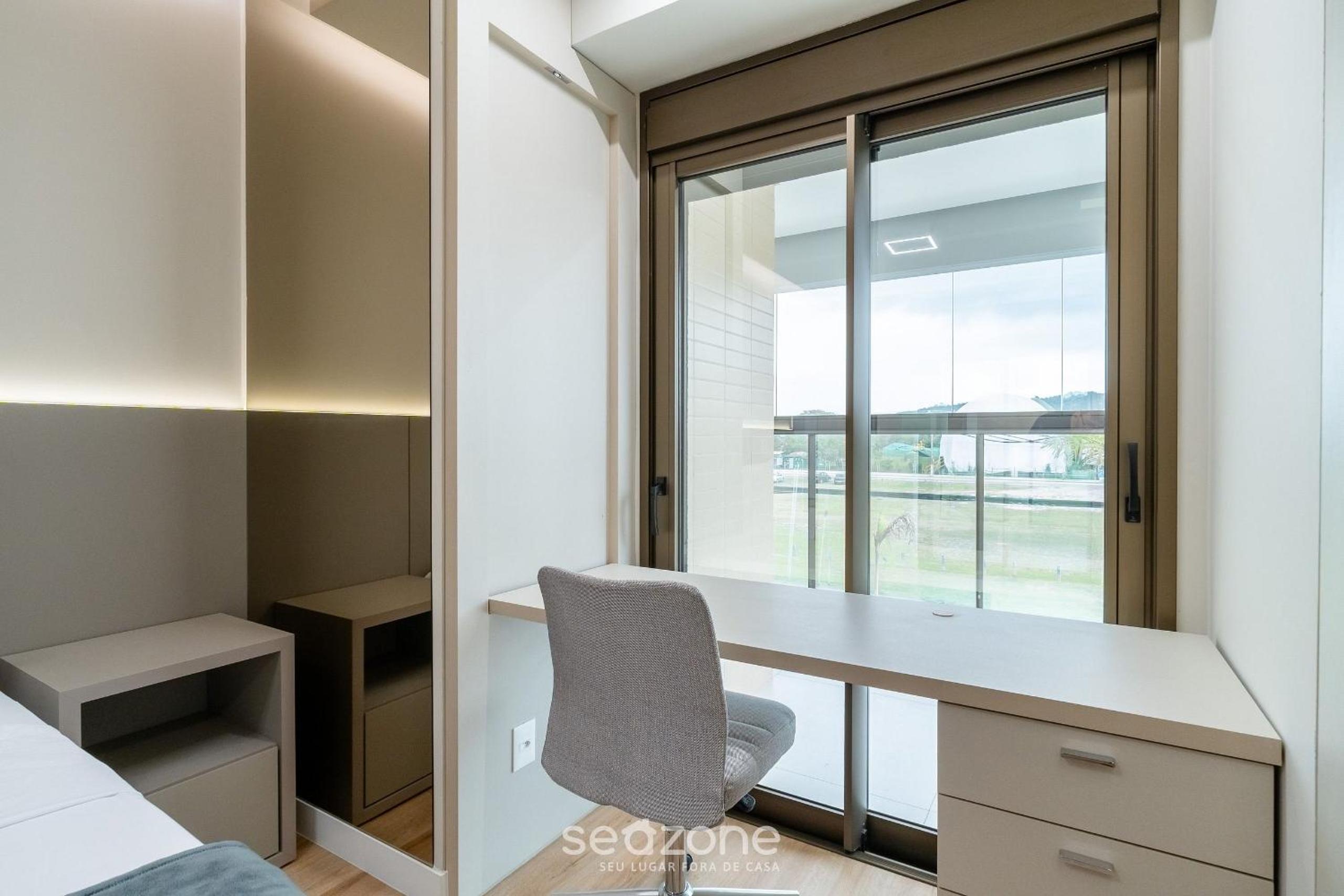 Apart w/ 2 Suites in Jurerê Internacional VVC0202