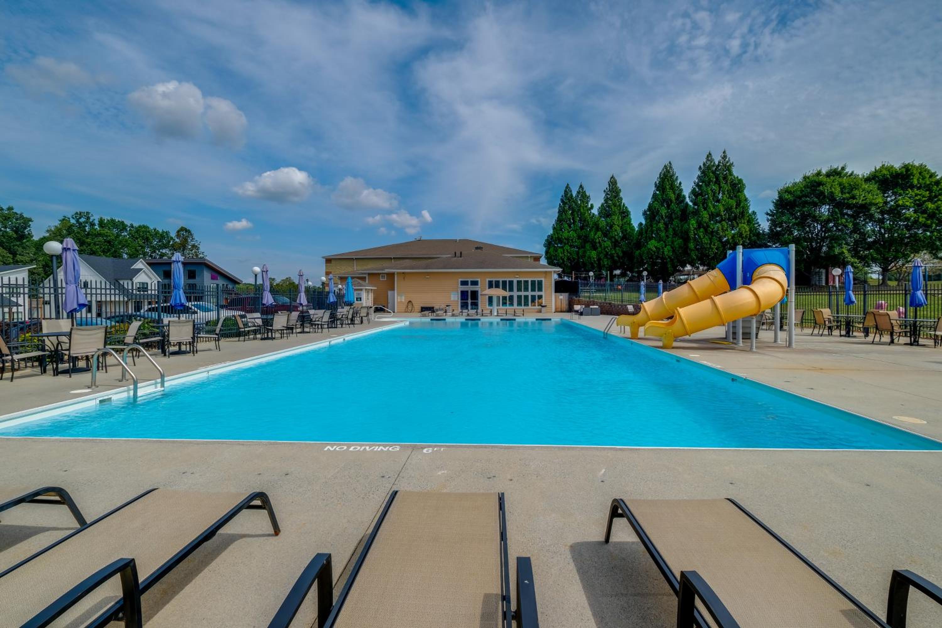 Smith Mtn Lake Retreat Indoor PoolandHot Tub Access