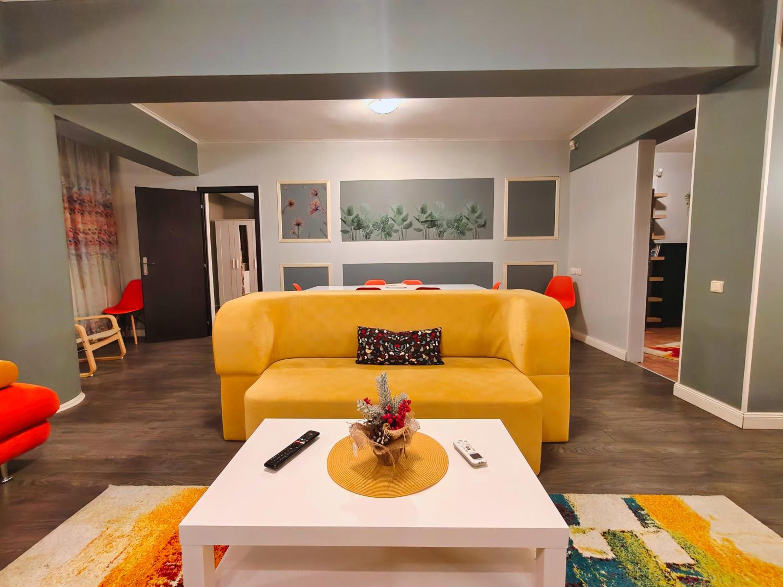 Balcesti Design Apartments - Walk to Old Town - Pumo Properties