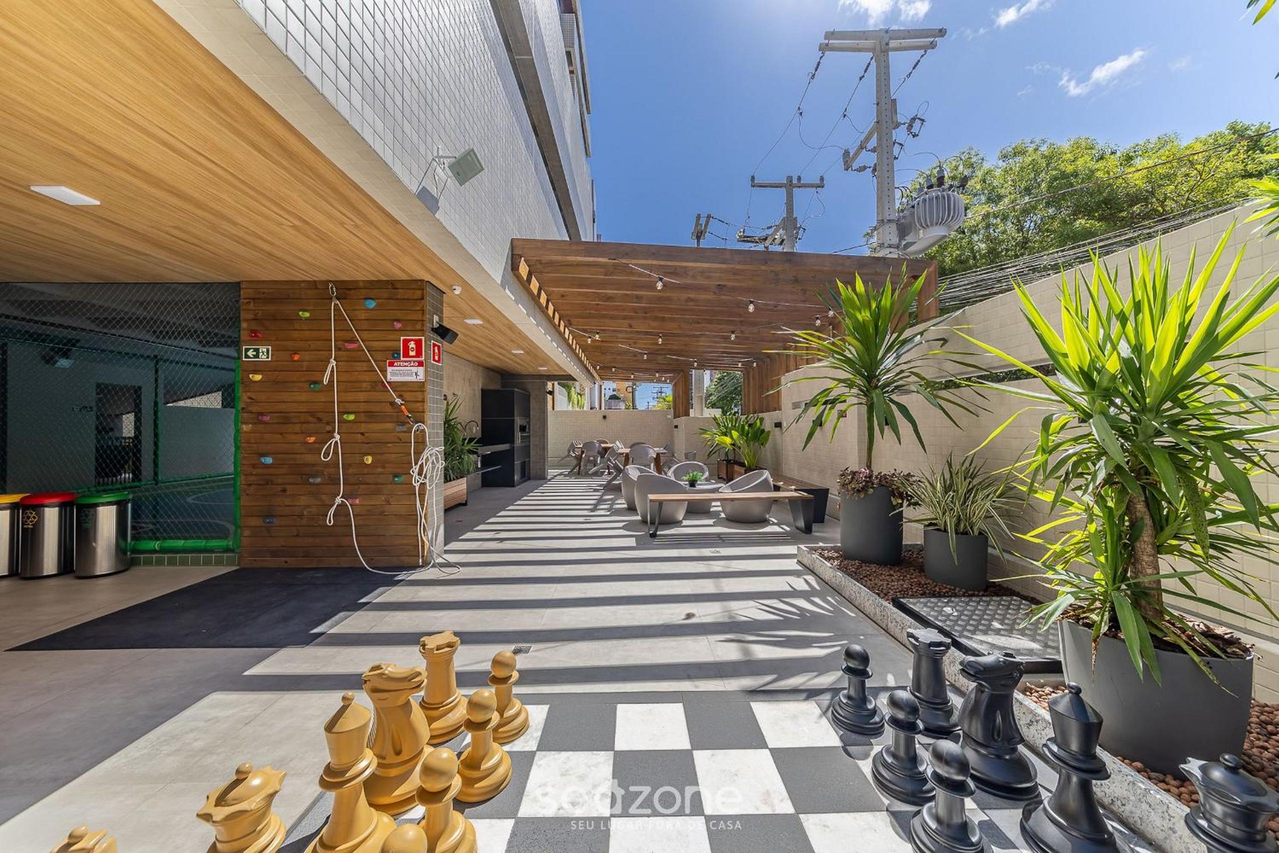 Stay with a pool and gym 350m from the beach in a prime location in Maceió - SLI