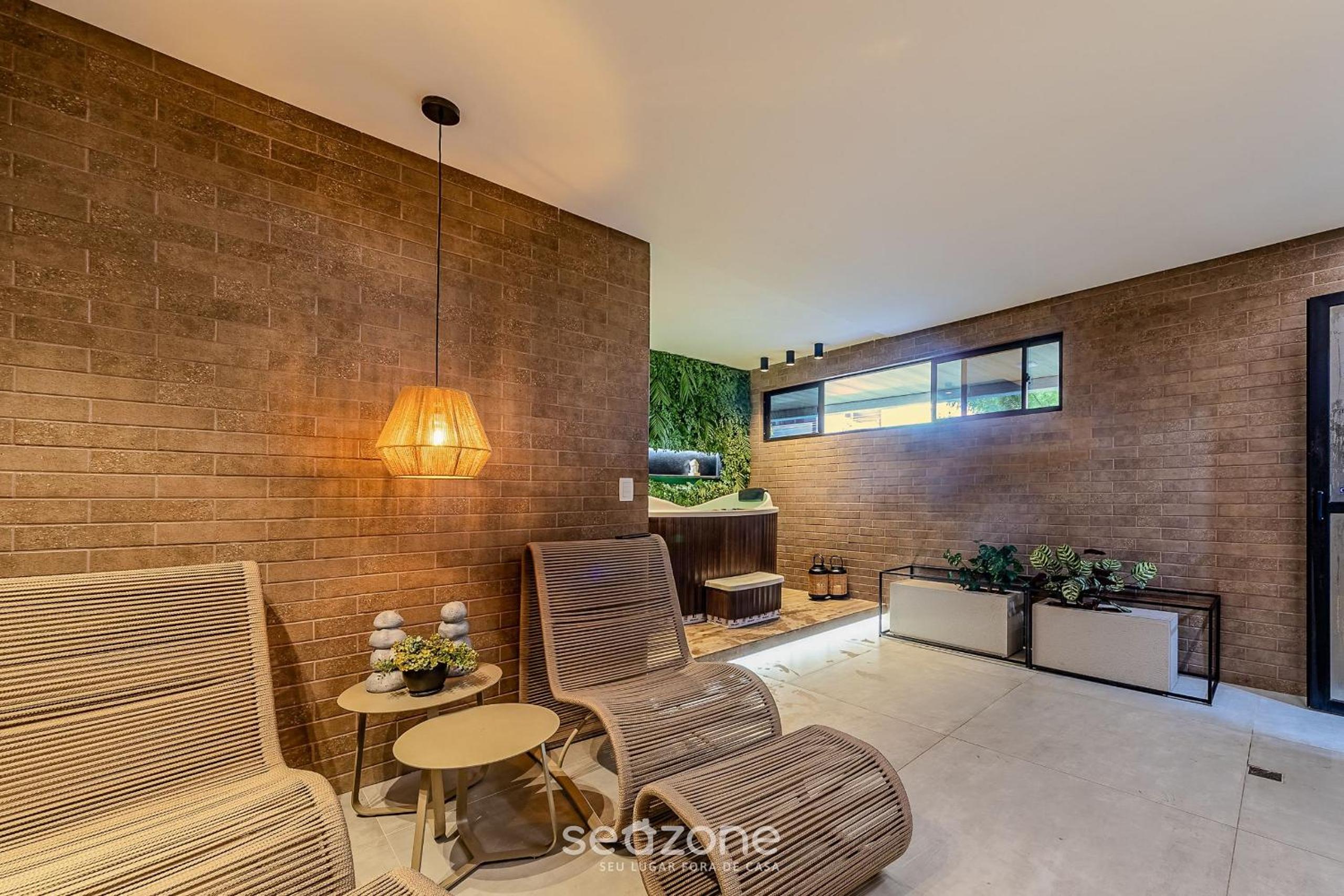 Stay with a pool and gym 350m from the beach in a prime location in Maceió - SLI