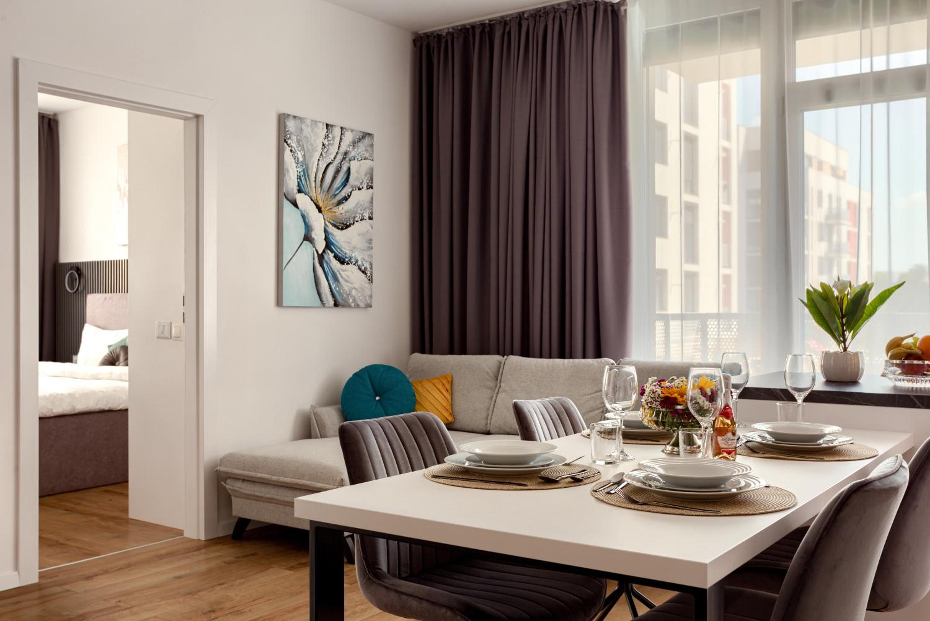 ARI Grand Black&White - 2BR with Terrace